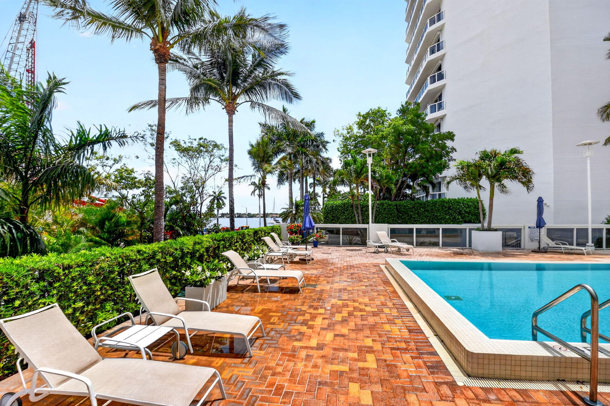 VILLA LOFTS CONDO - Residential