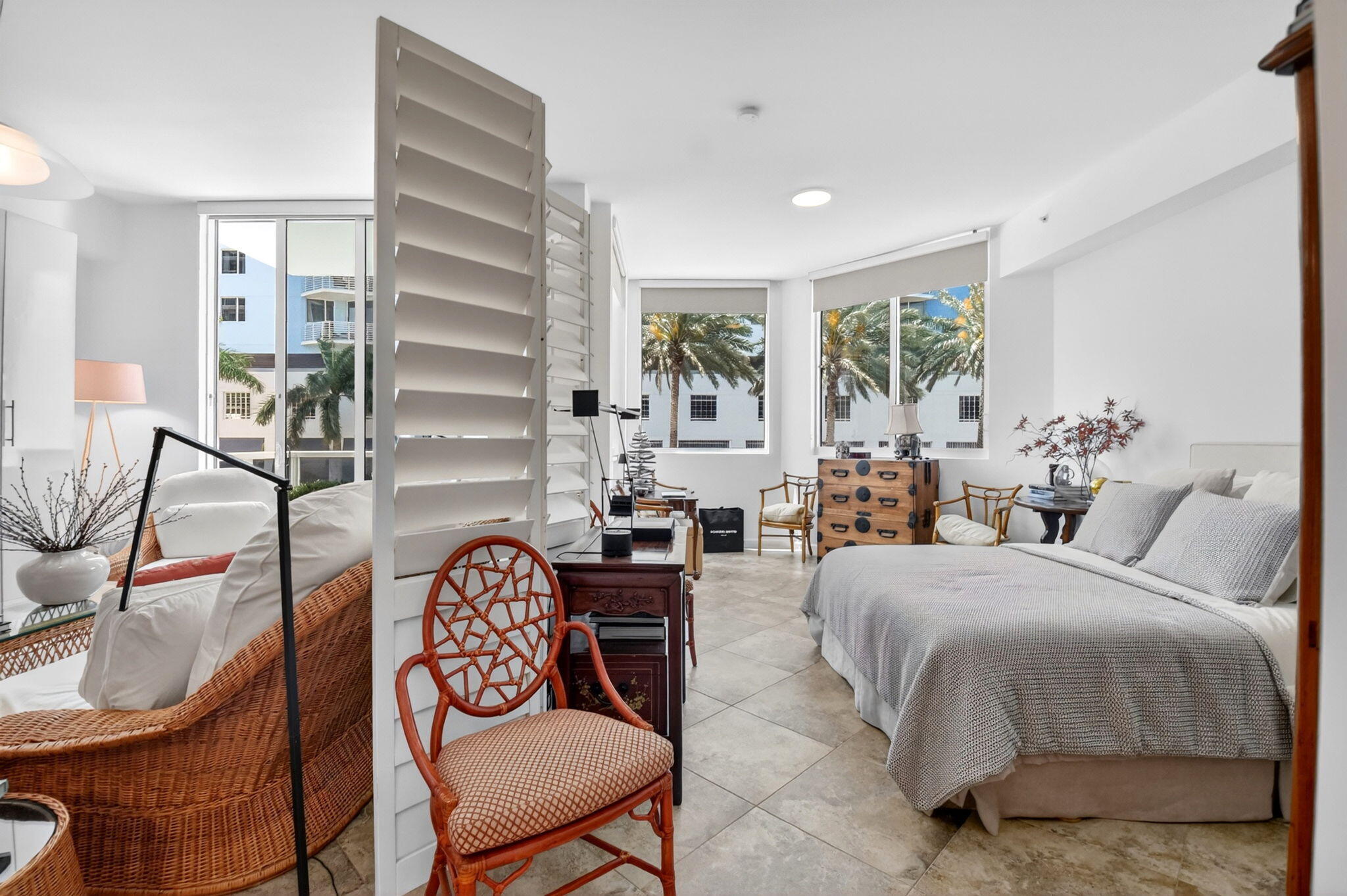 VILLA LOFTS CONDO - Residential