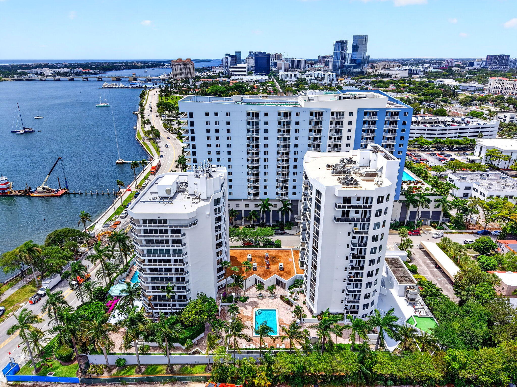 VILLA LOFTS CONDO - Residential