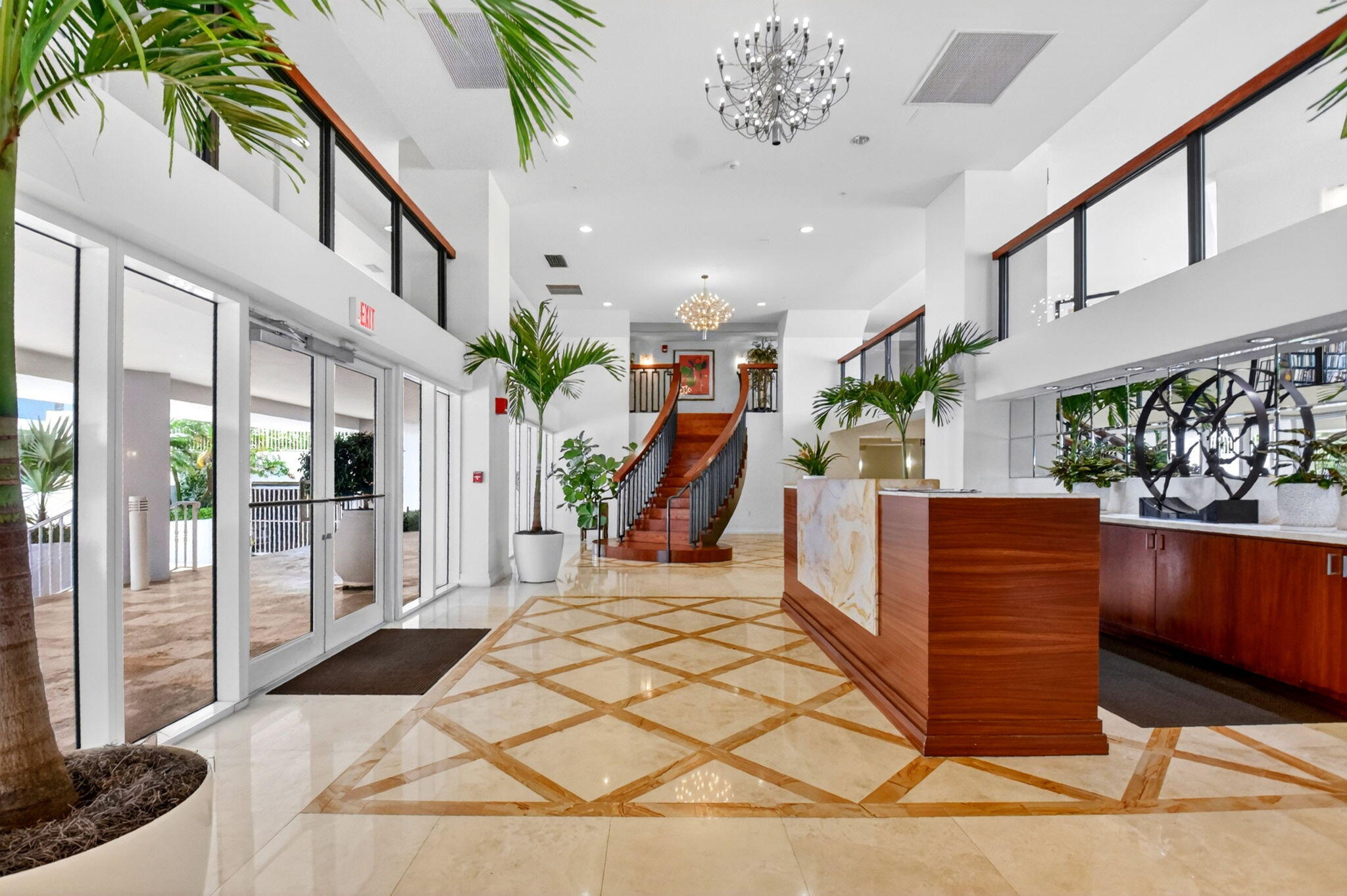 VILLA LOFTS CONDO - Residential