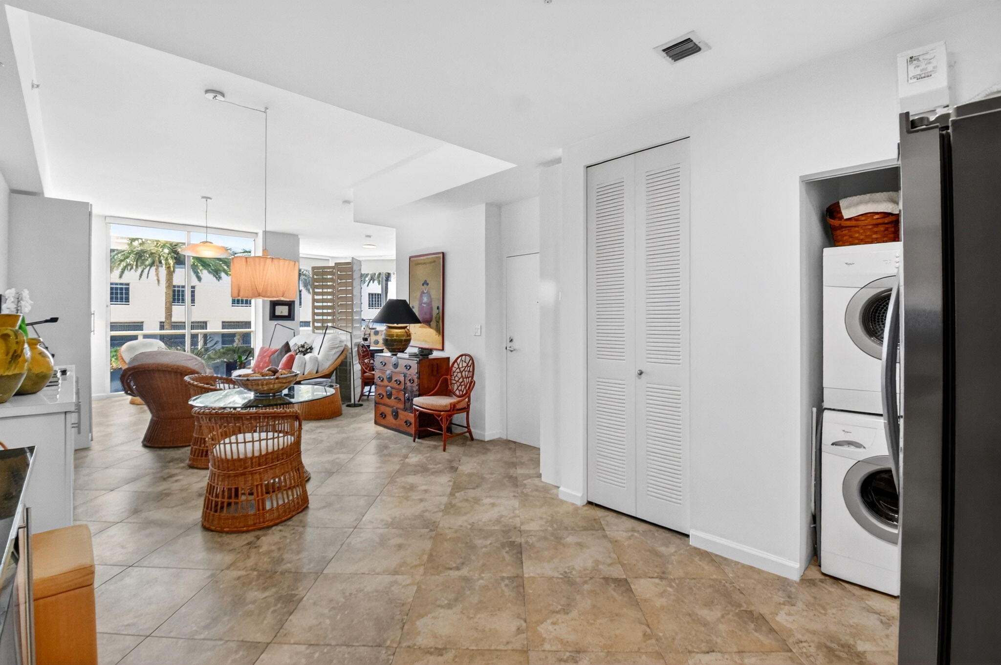VILLA LOFTS CONDO - Residential