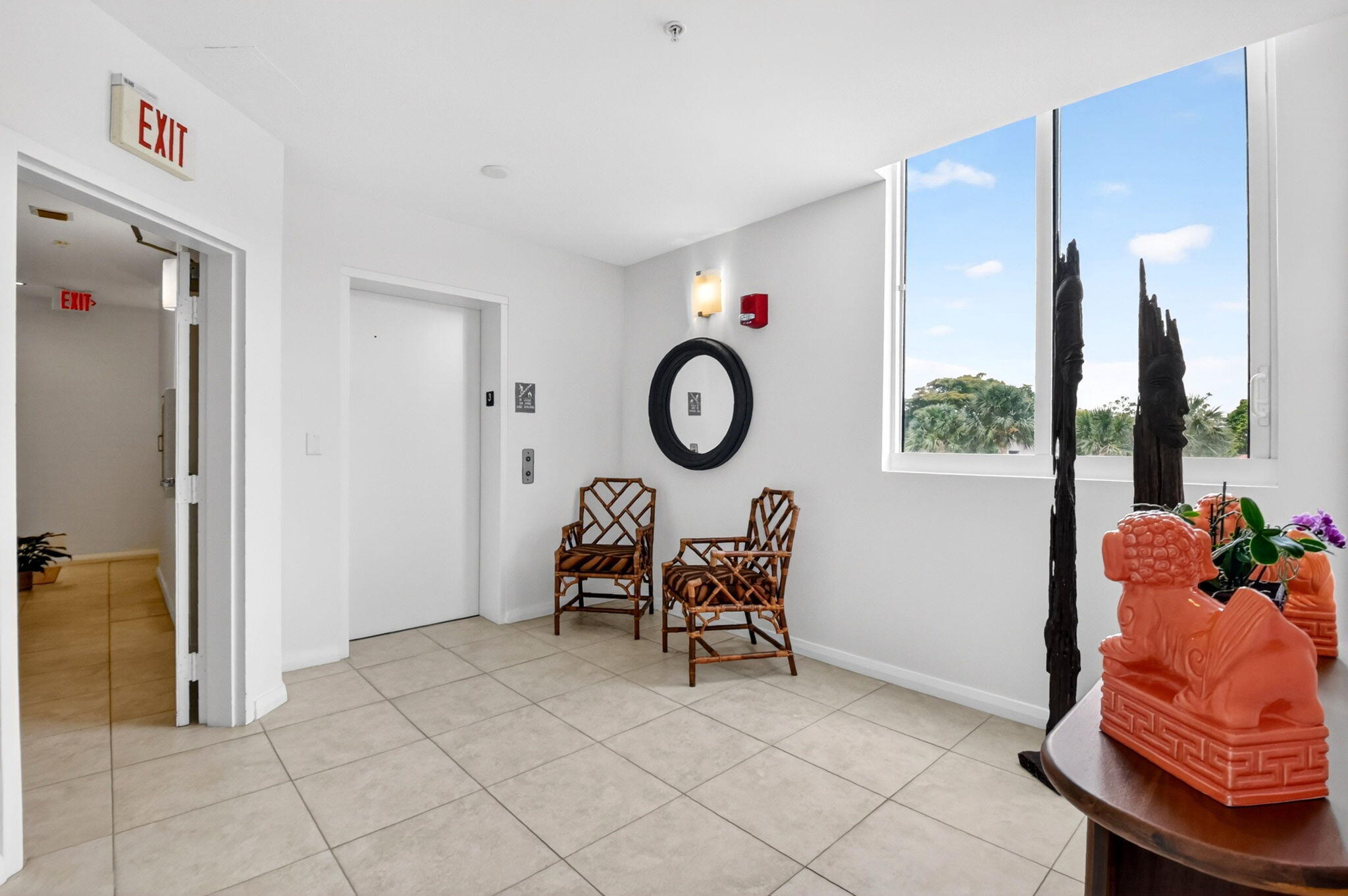 VILLA LOFTS CONDO - Residential