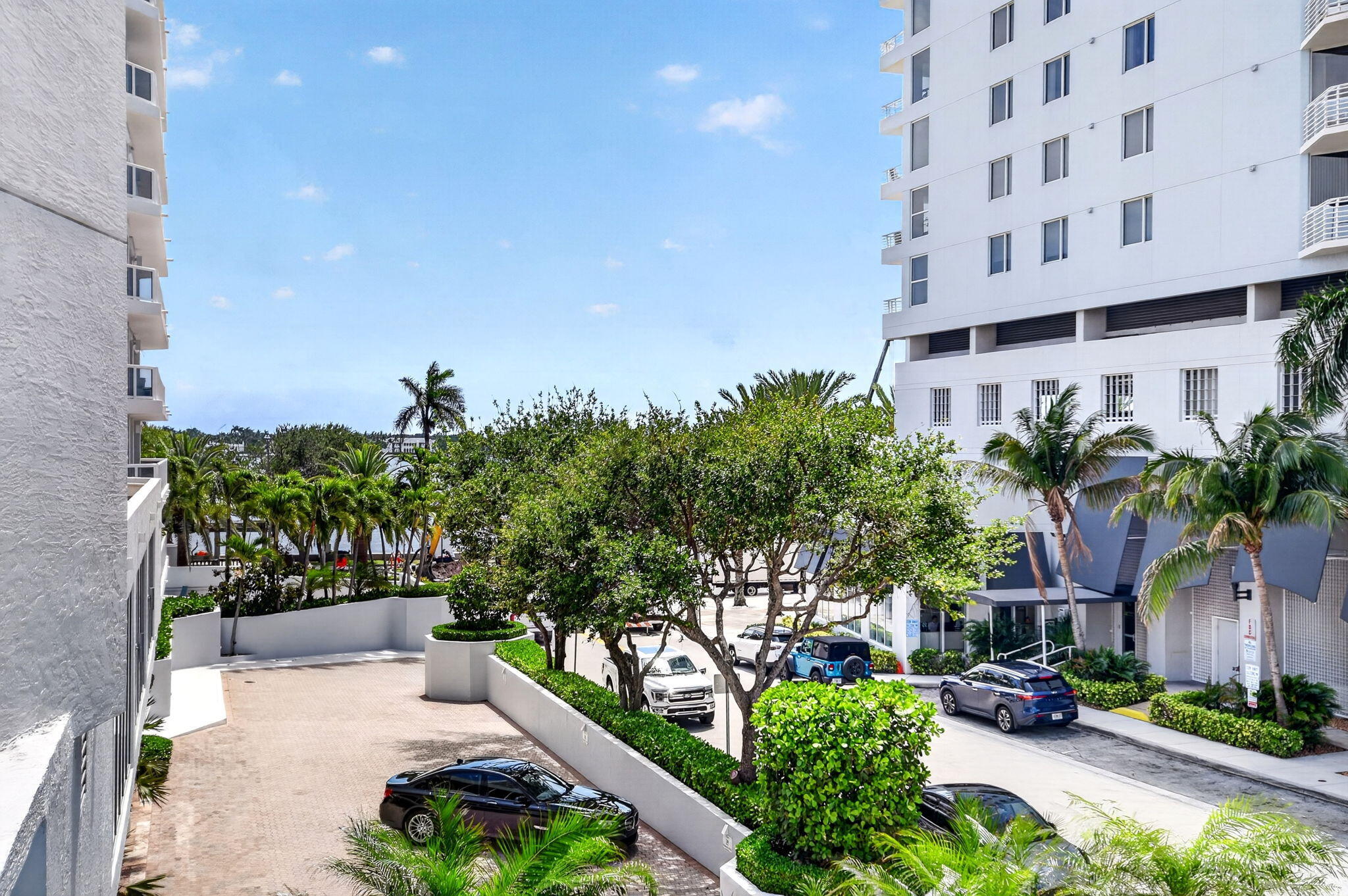 VILLA LOFTS CONDO - Residential