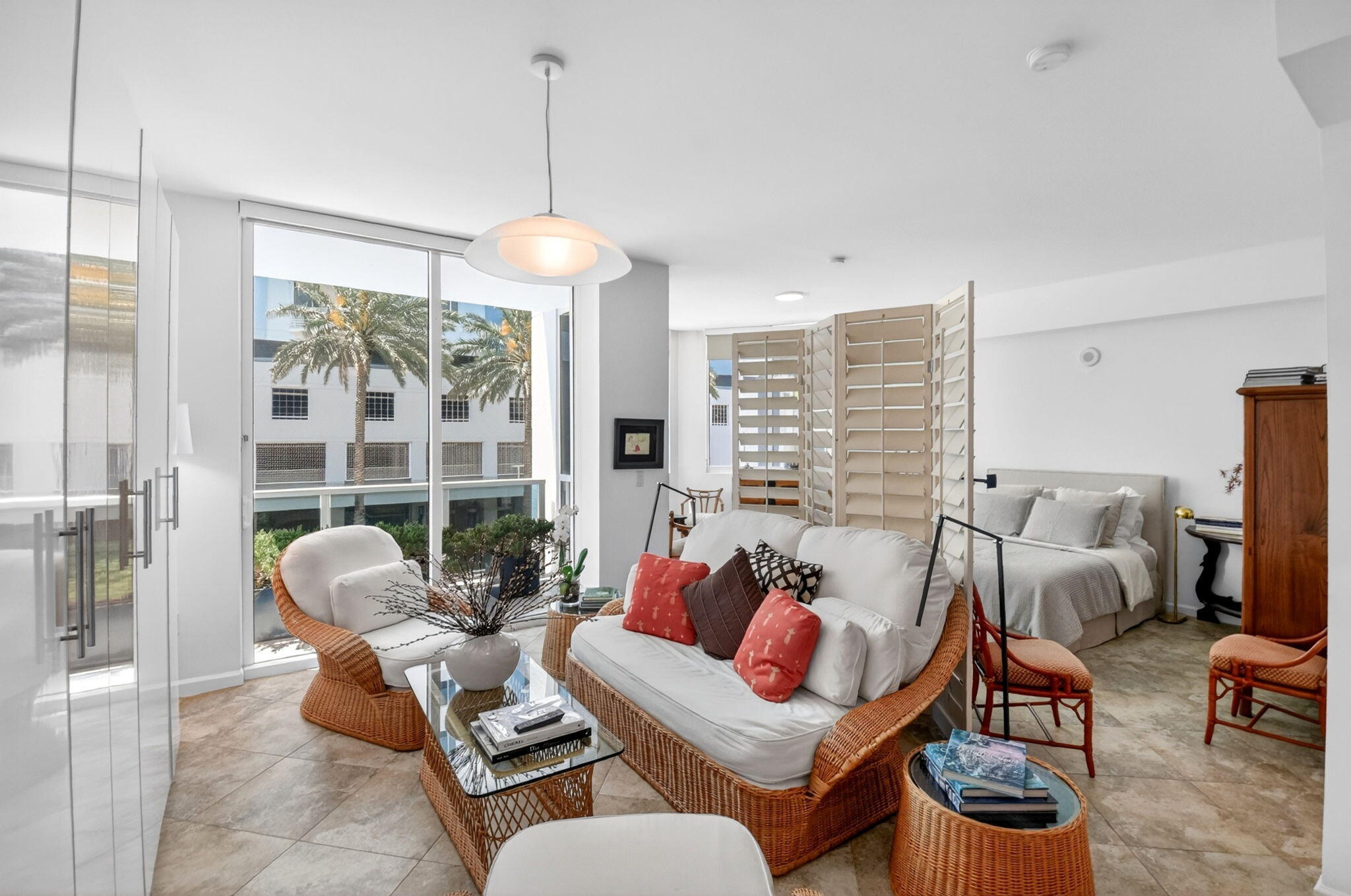 VILLA LOFTS CONDO - Residential