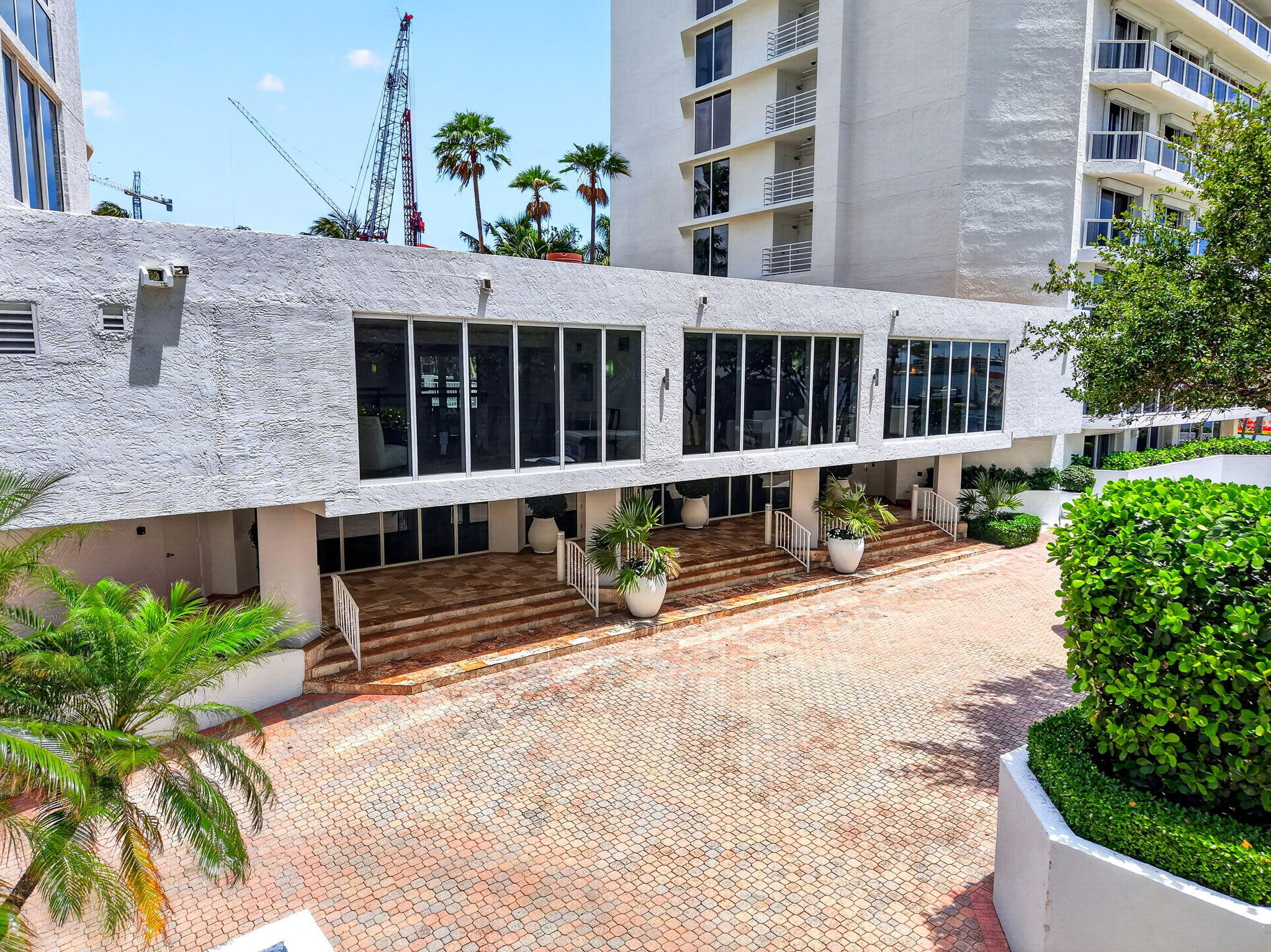 VILLA LOFTS CONDO - Residential