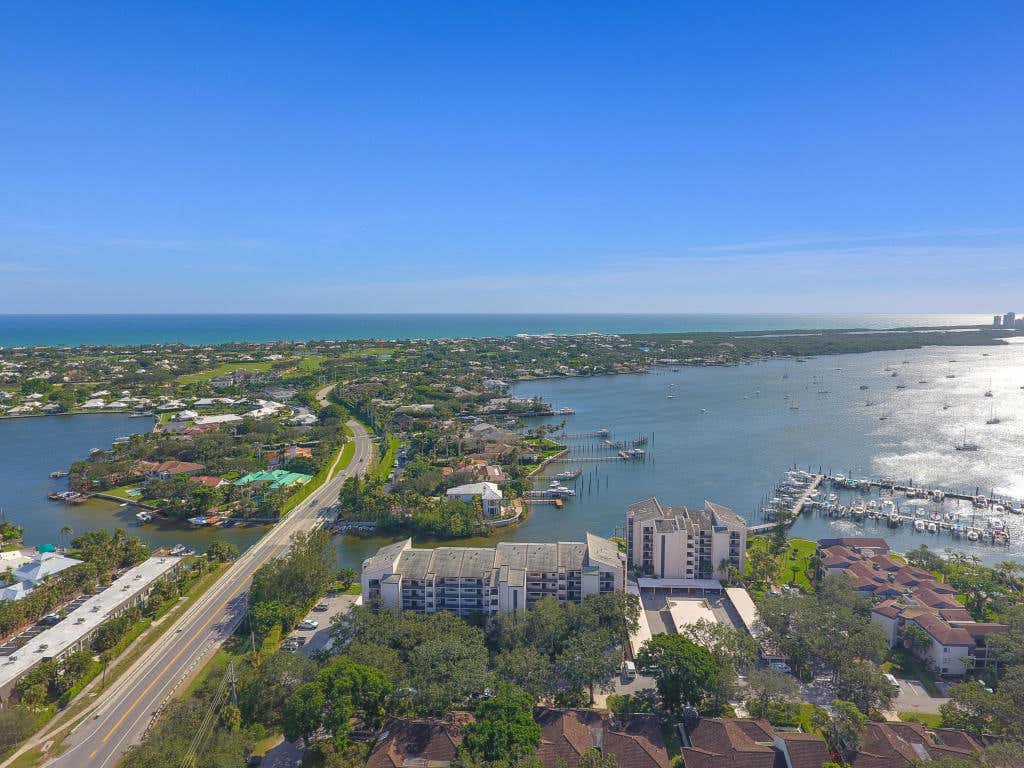 Photo of 11370 Twelve Oaks Way #614, North Palm Beach, FL 33408 (MLS # B26057977)