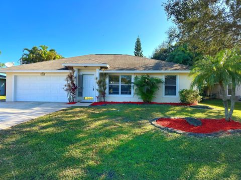 A home in Port St Lucie