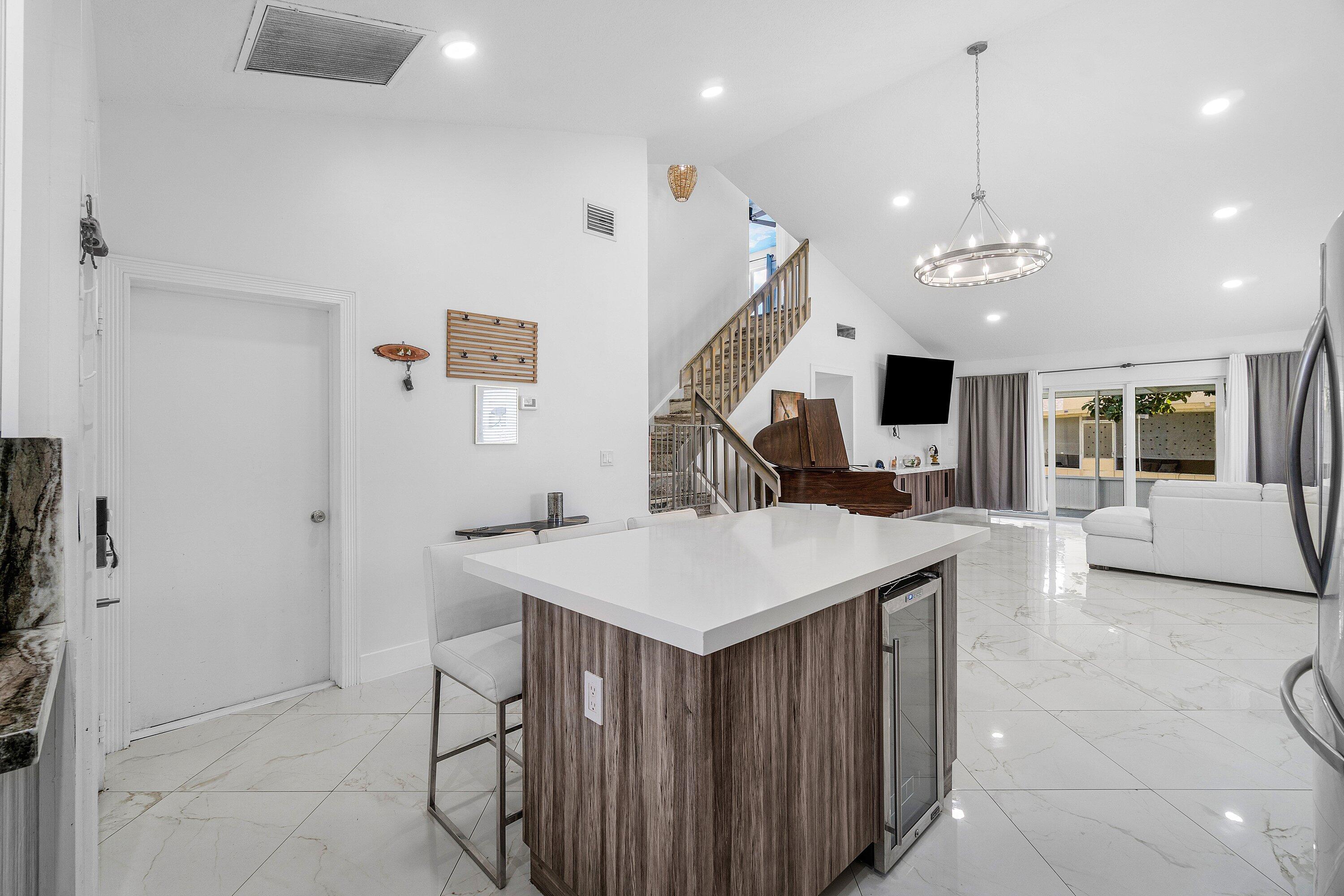 LAKES OF TARA UNIT 2 - Residential