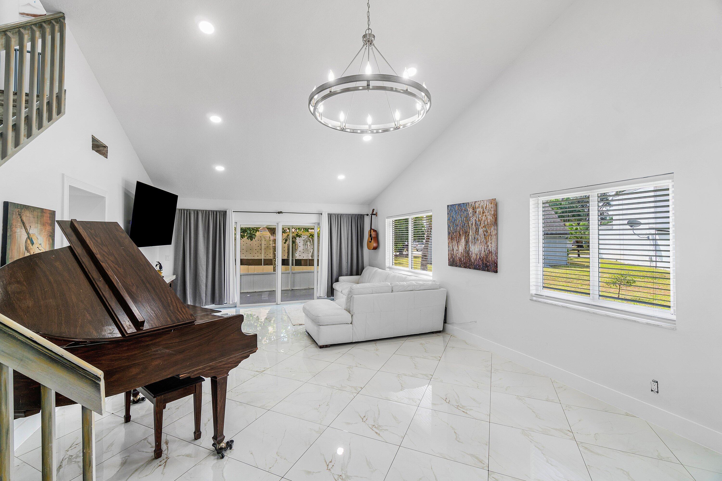 LAKES OF TARA UNIT 2 - Residential