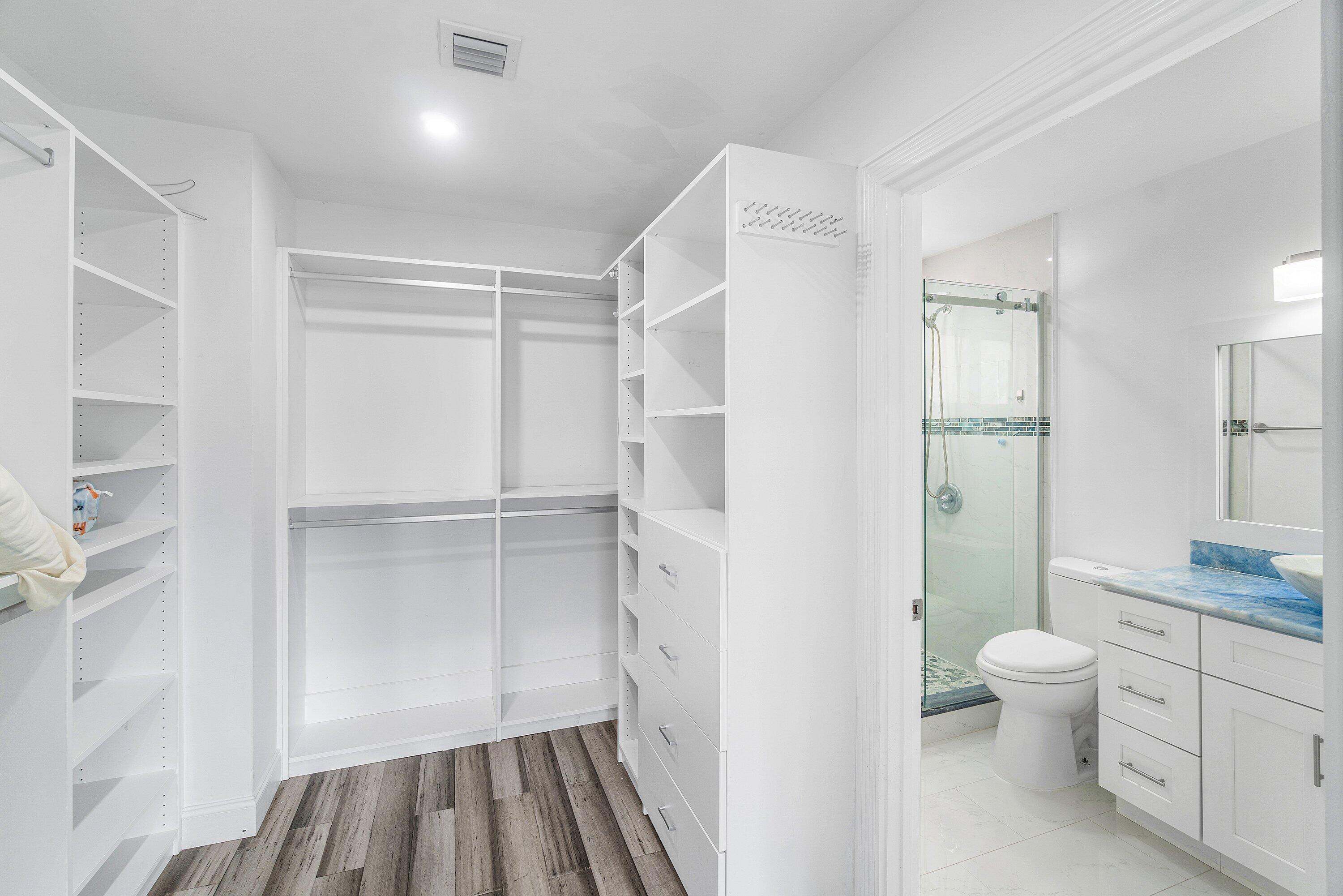 LAKES OF TARA UNIT 2 - Residential