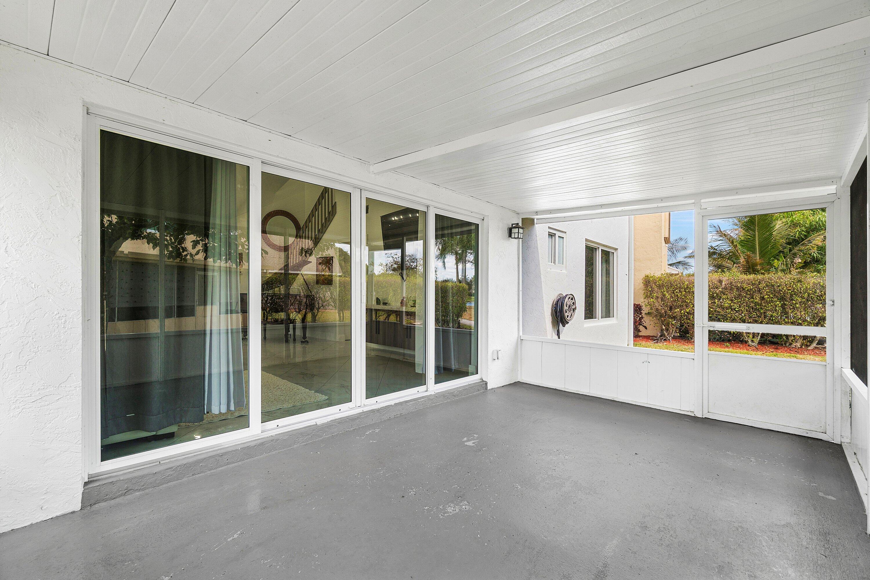 LAKES OF TARA UNIT 2 - Residential