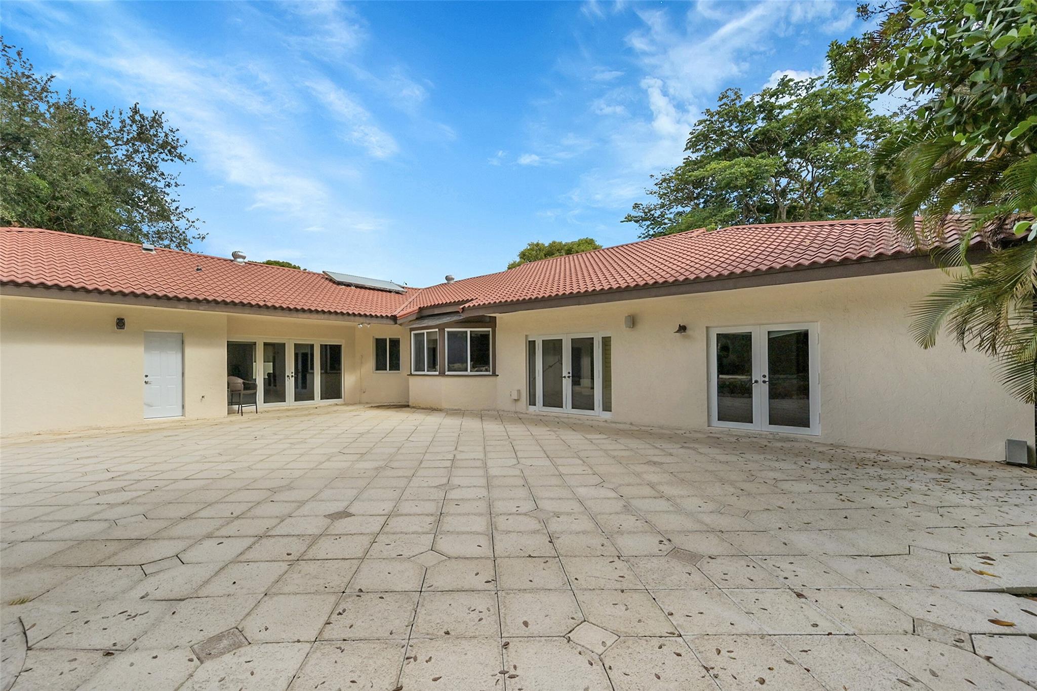 Plantation 23-28 B - Residential