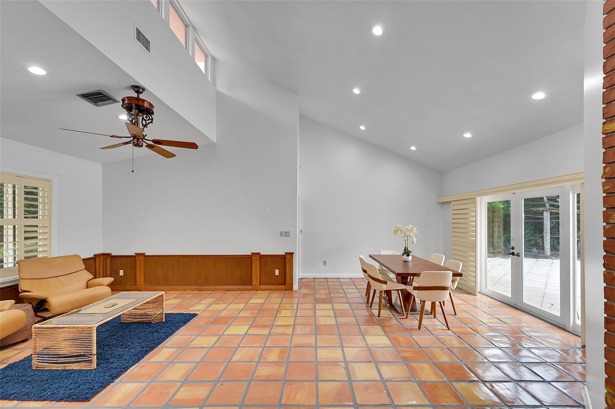 Plantation 23-28 B - Residential