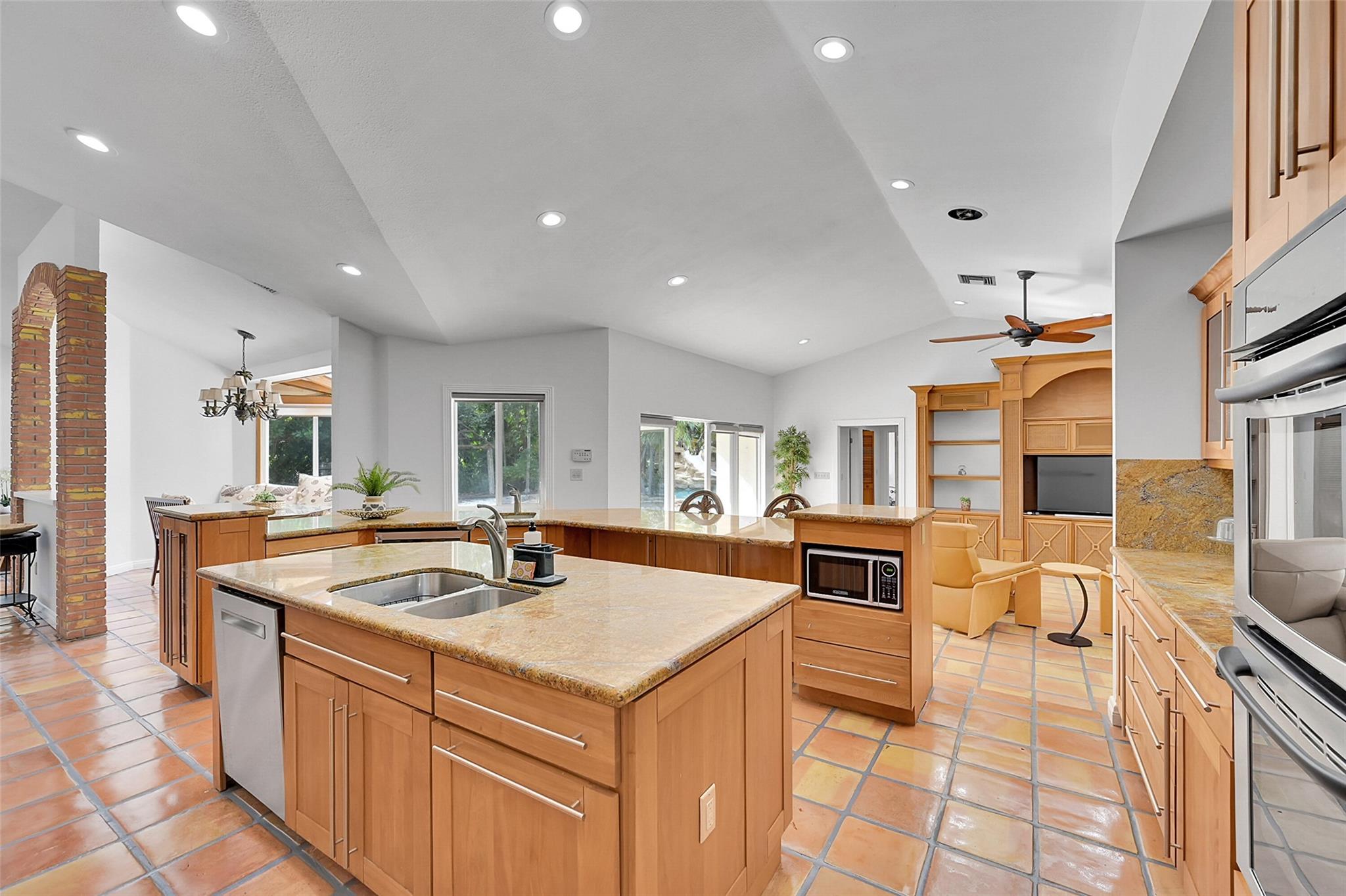 Plantation 23-28 B - Residential