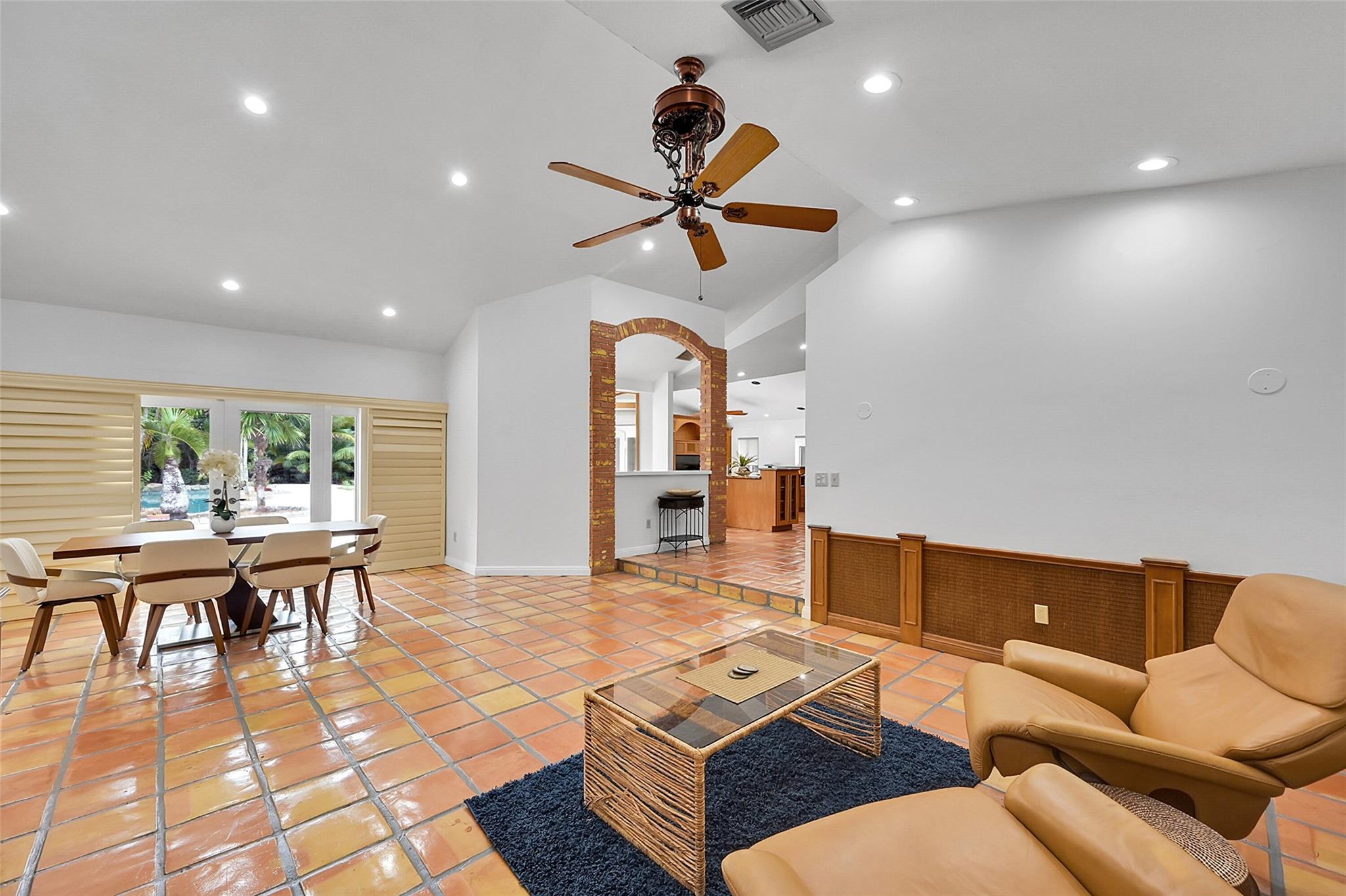 Plantation 23-28 B - Residential