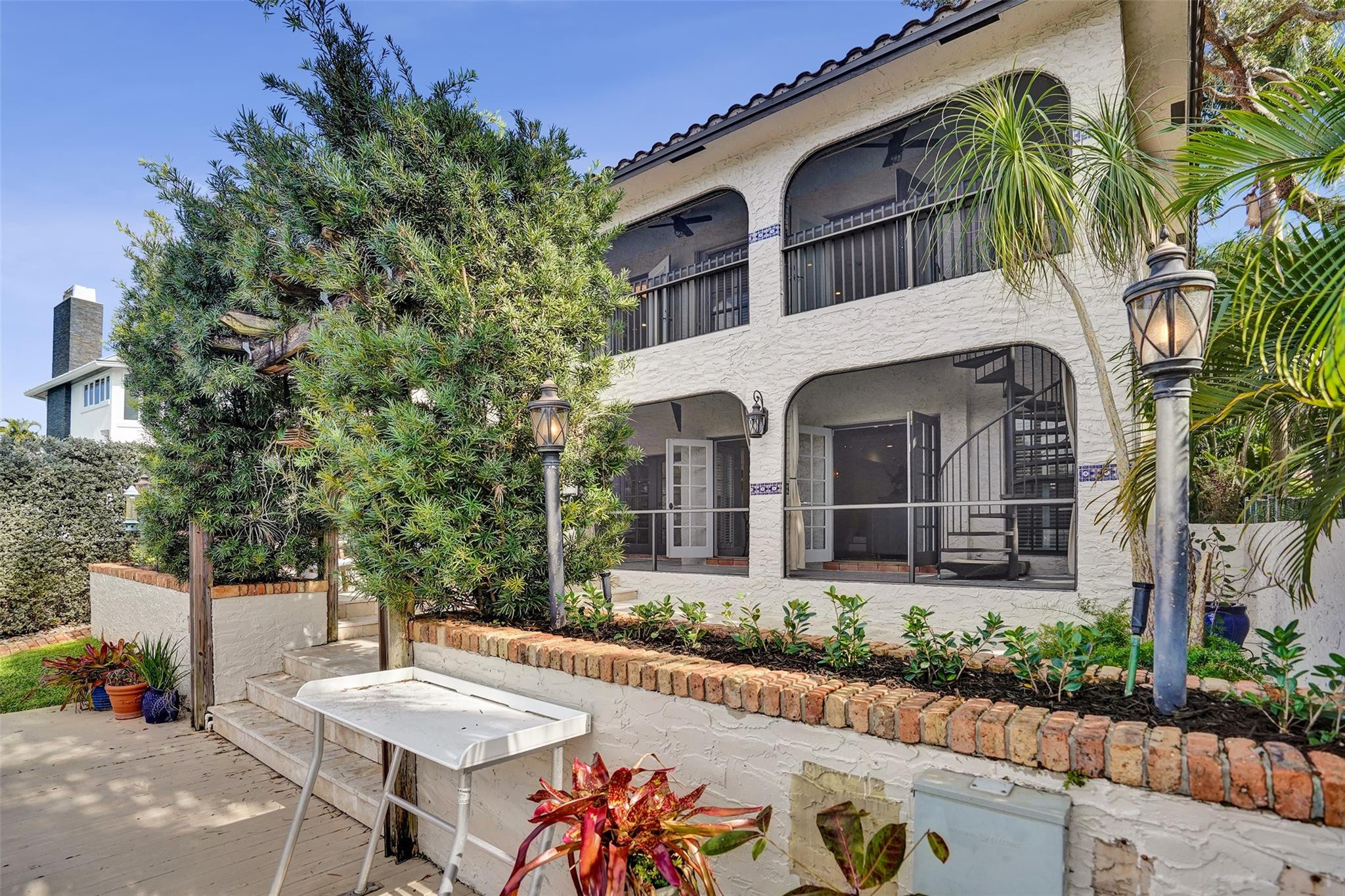 Rio Vista Isles - Residential