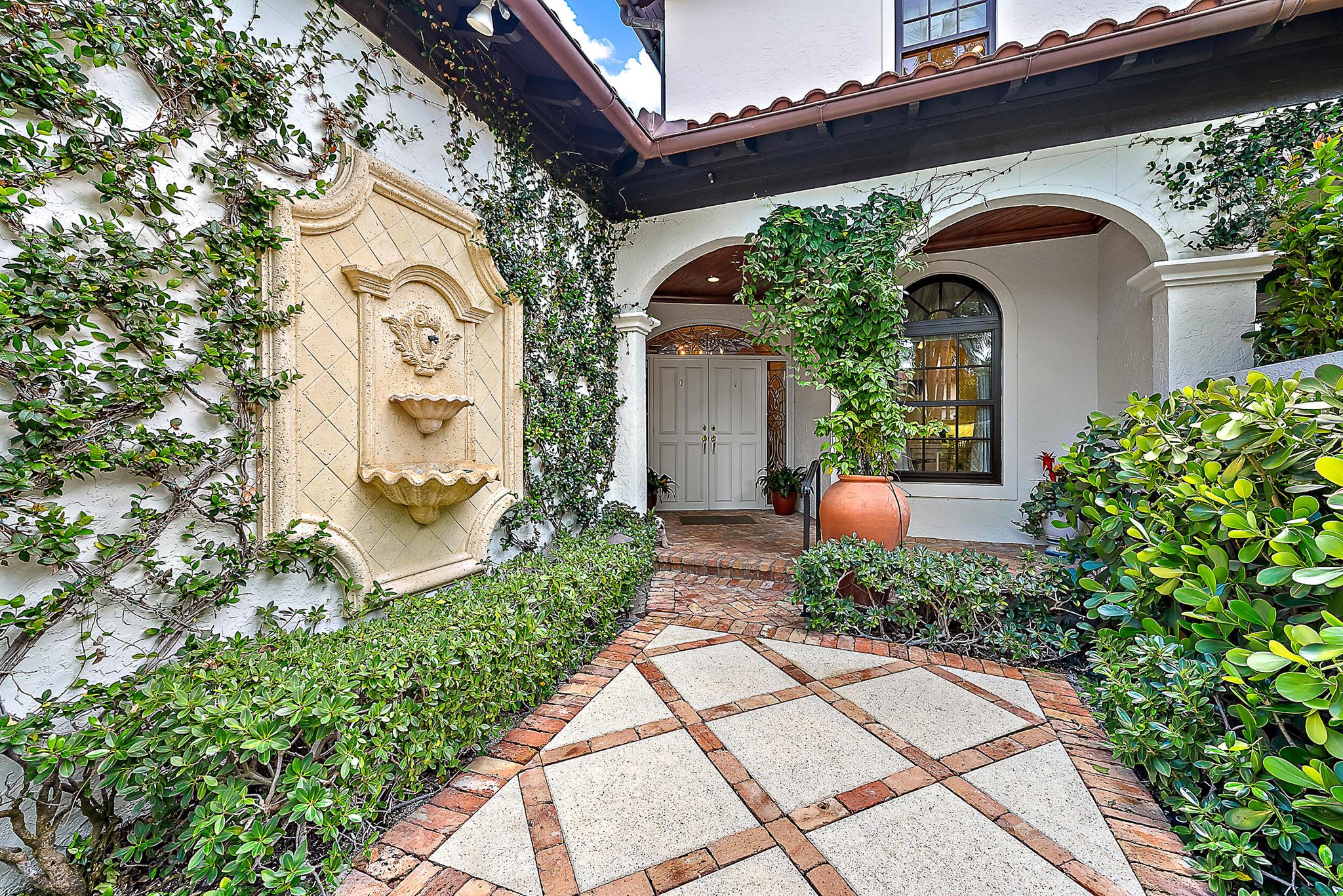 Royal Park - Residential