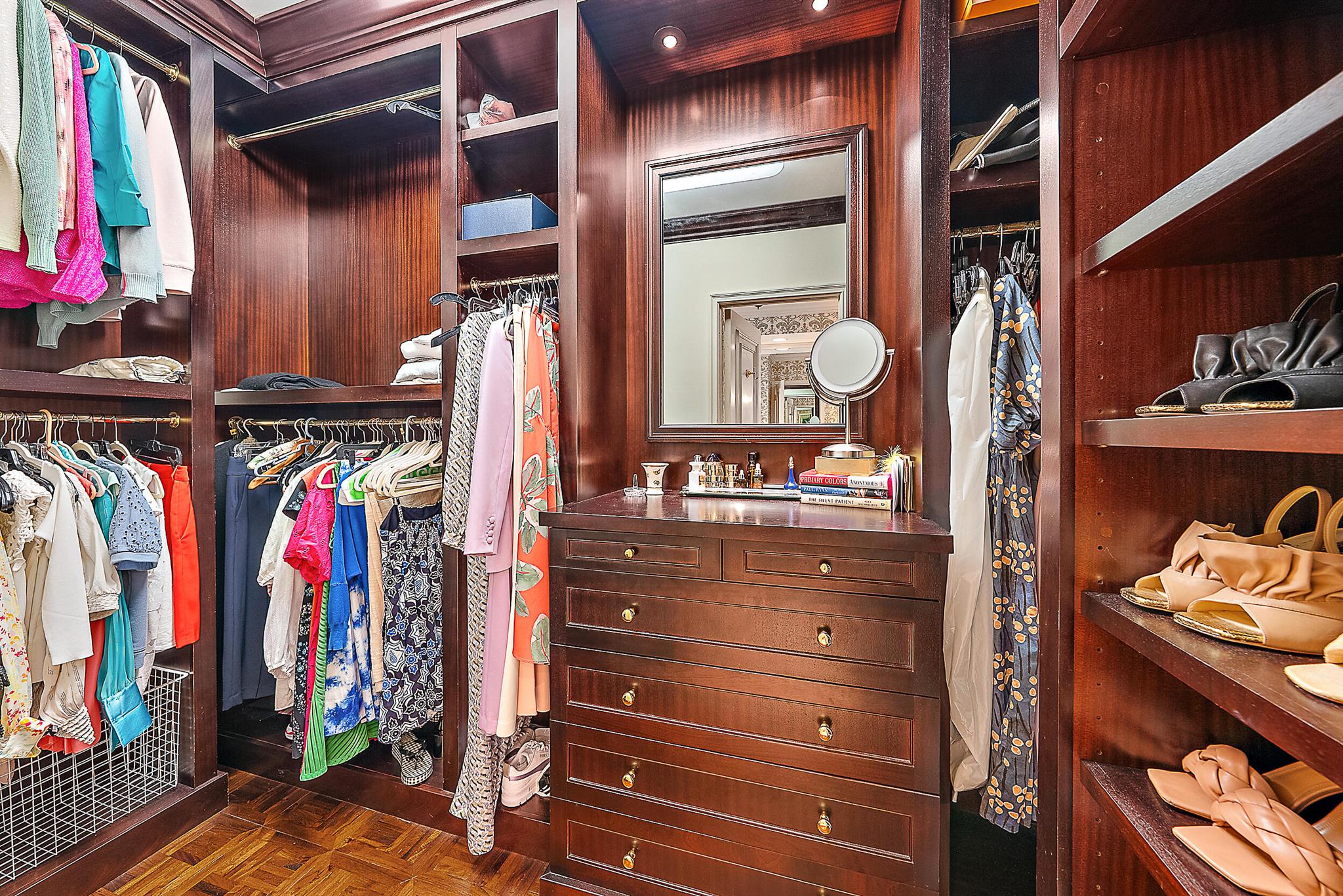 Royal Park - Residential