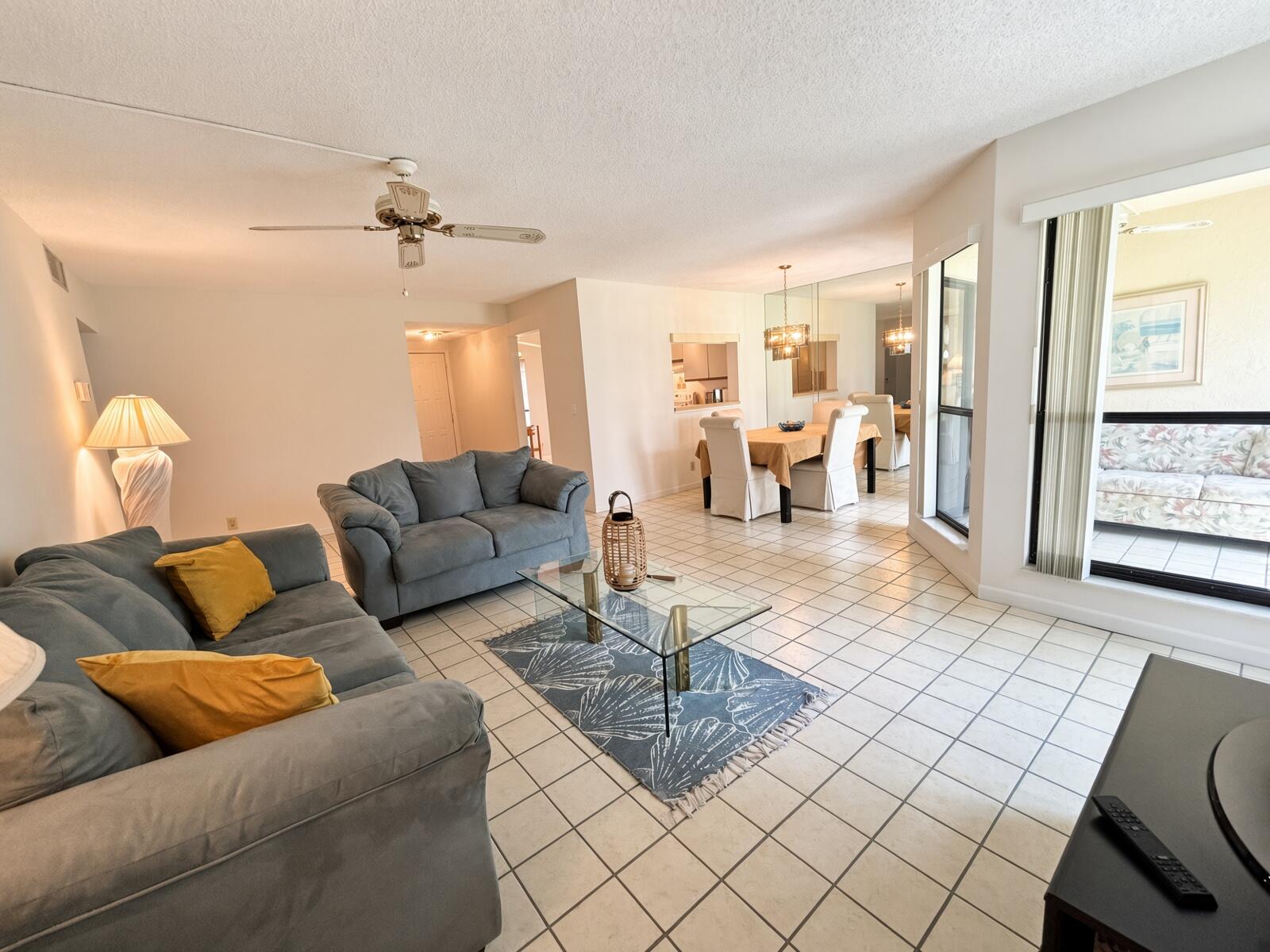 Properties 3335 Lucerne Park Drive