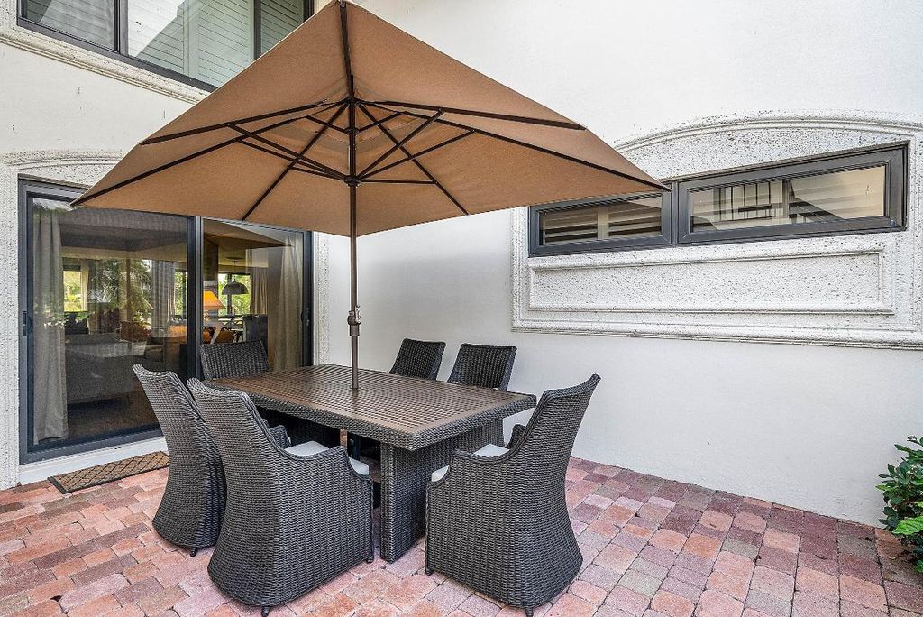 Photo of 3954 Quail Ridge Drive N #Egret, Boynton Beach, FL 33436 (MLS # R11154743)