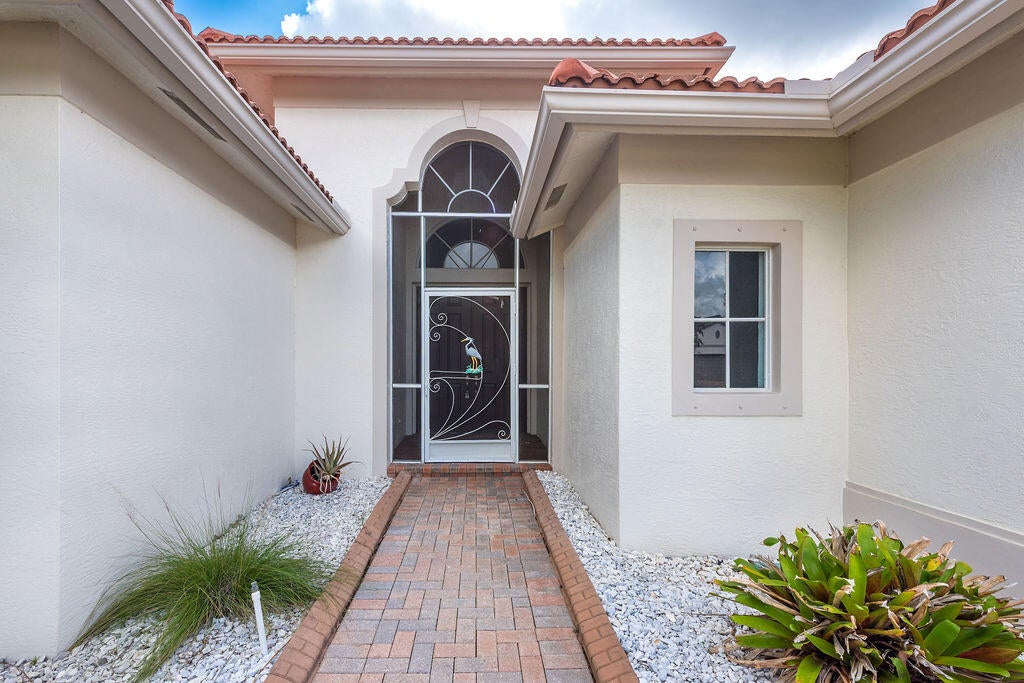 Properties 116 BELLA VISTA Way