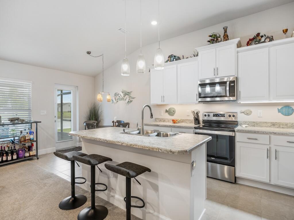 WATERSTONE PHASE ONE - Residential