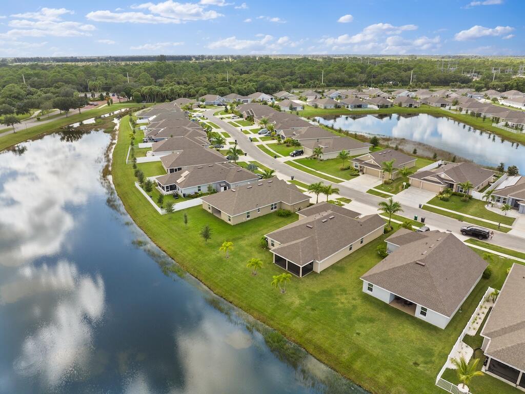 WATERSTONE PHASE ONE - Residential