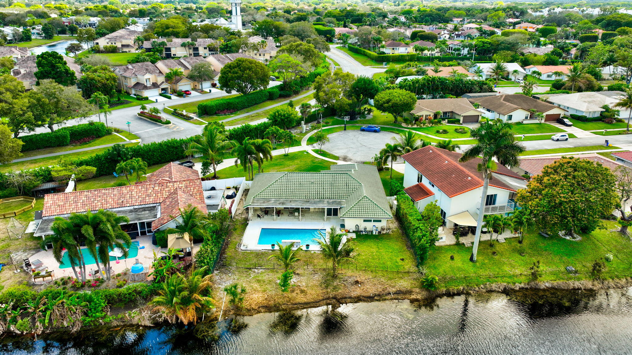 GOLF VISTA - Residential