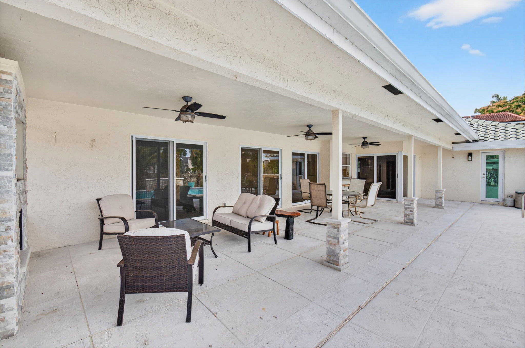 GOLF VISTA - Residential