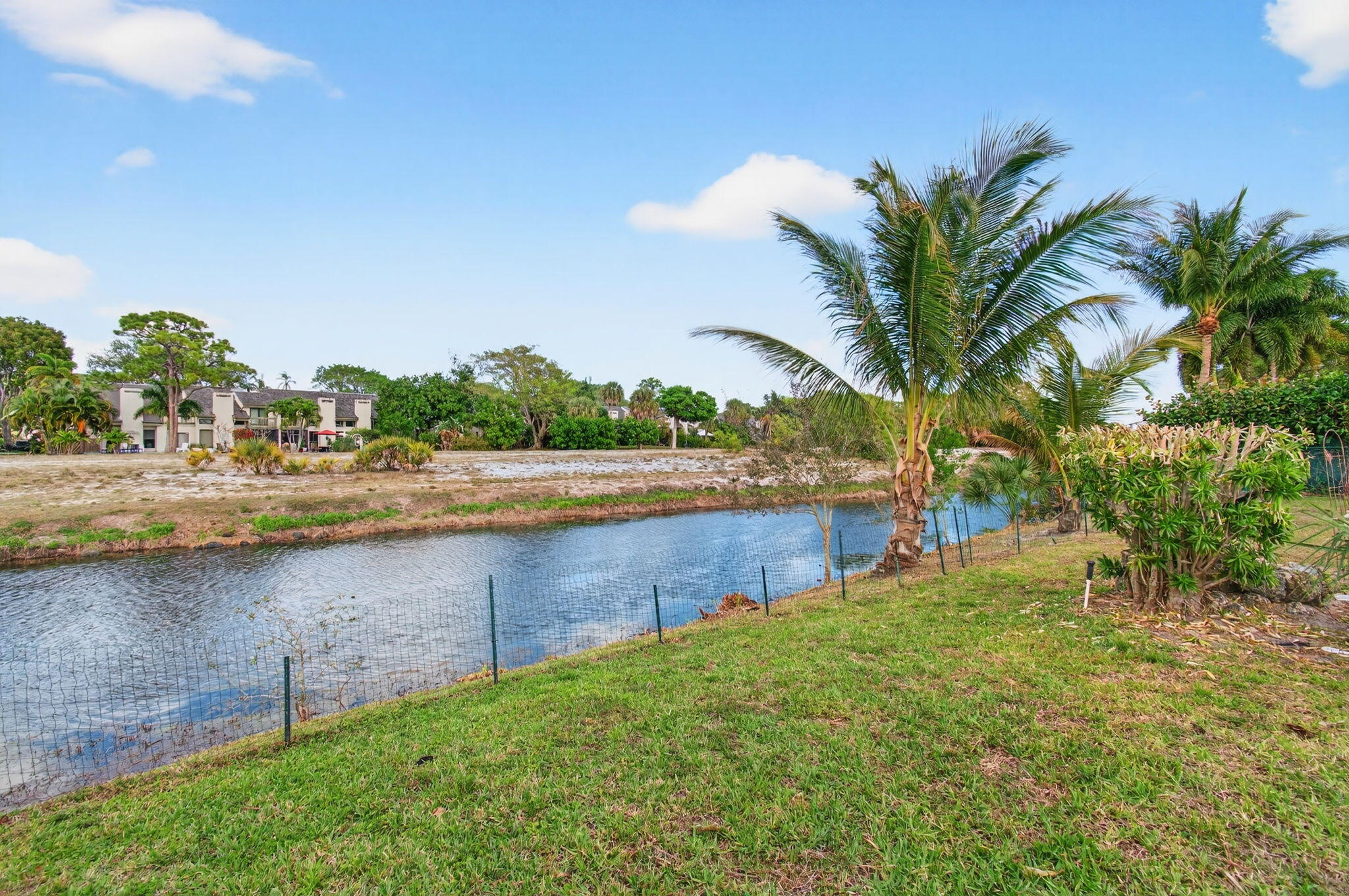 GOLF VISTA - Residential