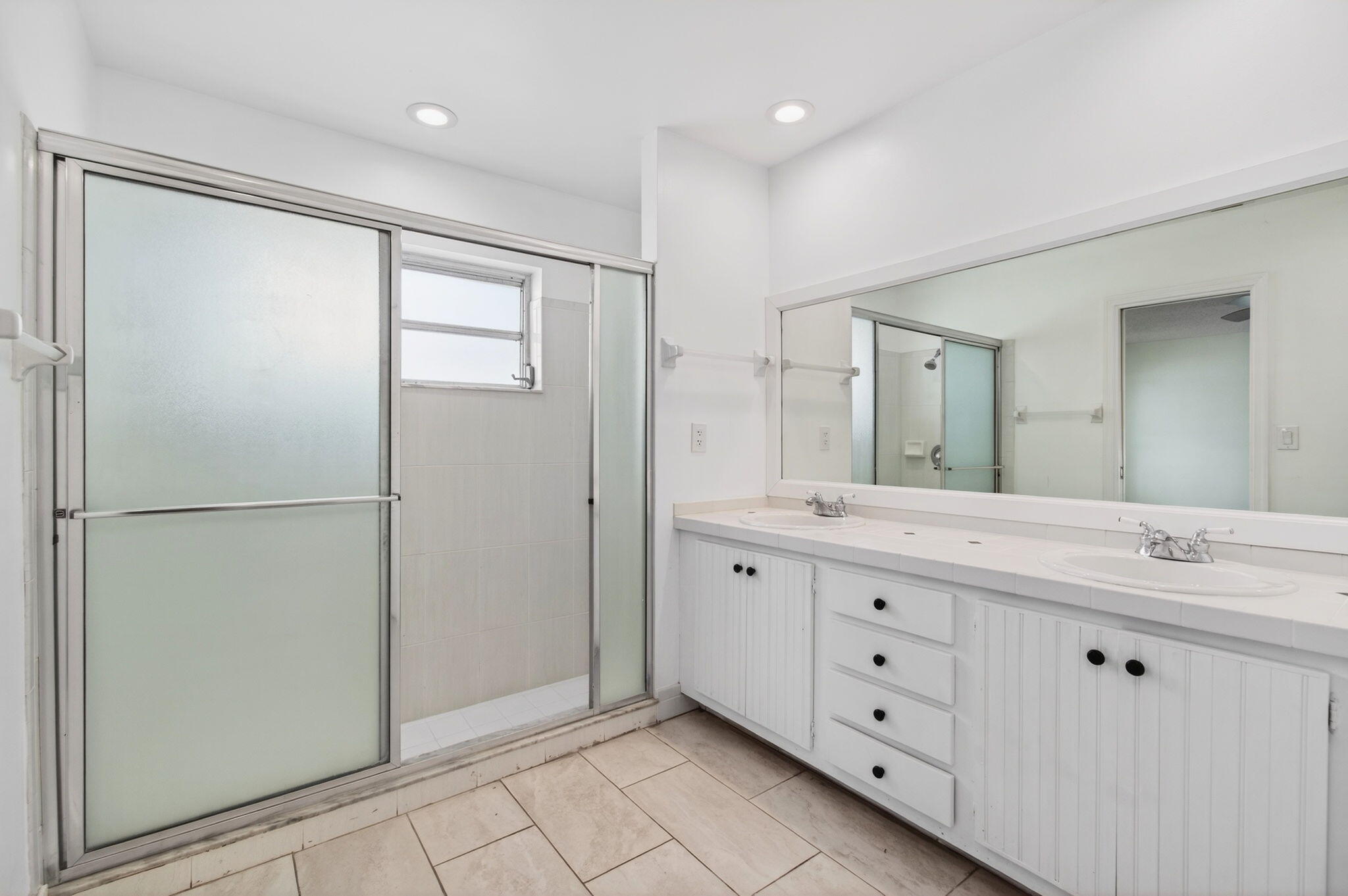 GOLF VISTA - Residential