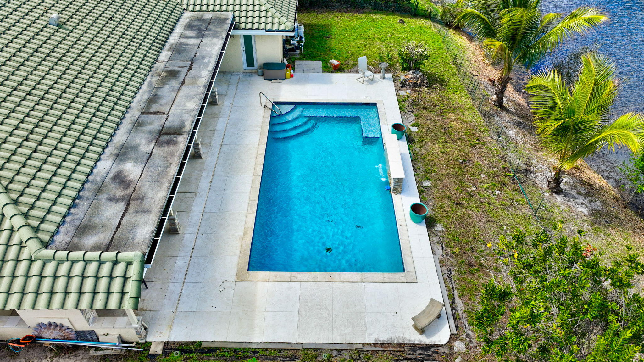 GOLF VISTA - Residential