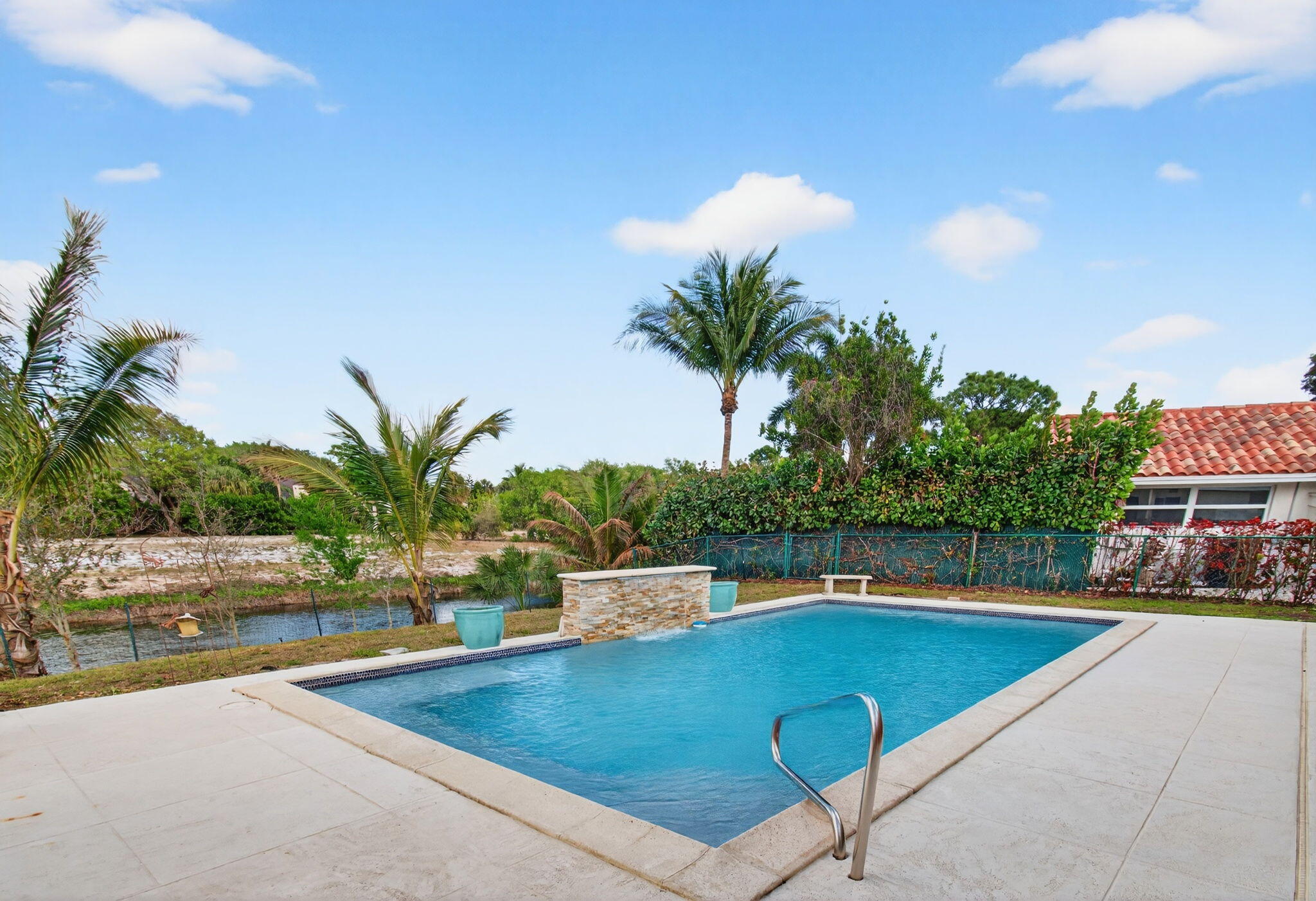 GOLF VISTA - Residential