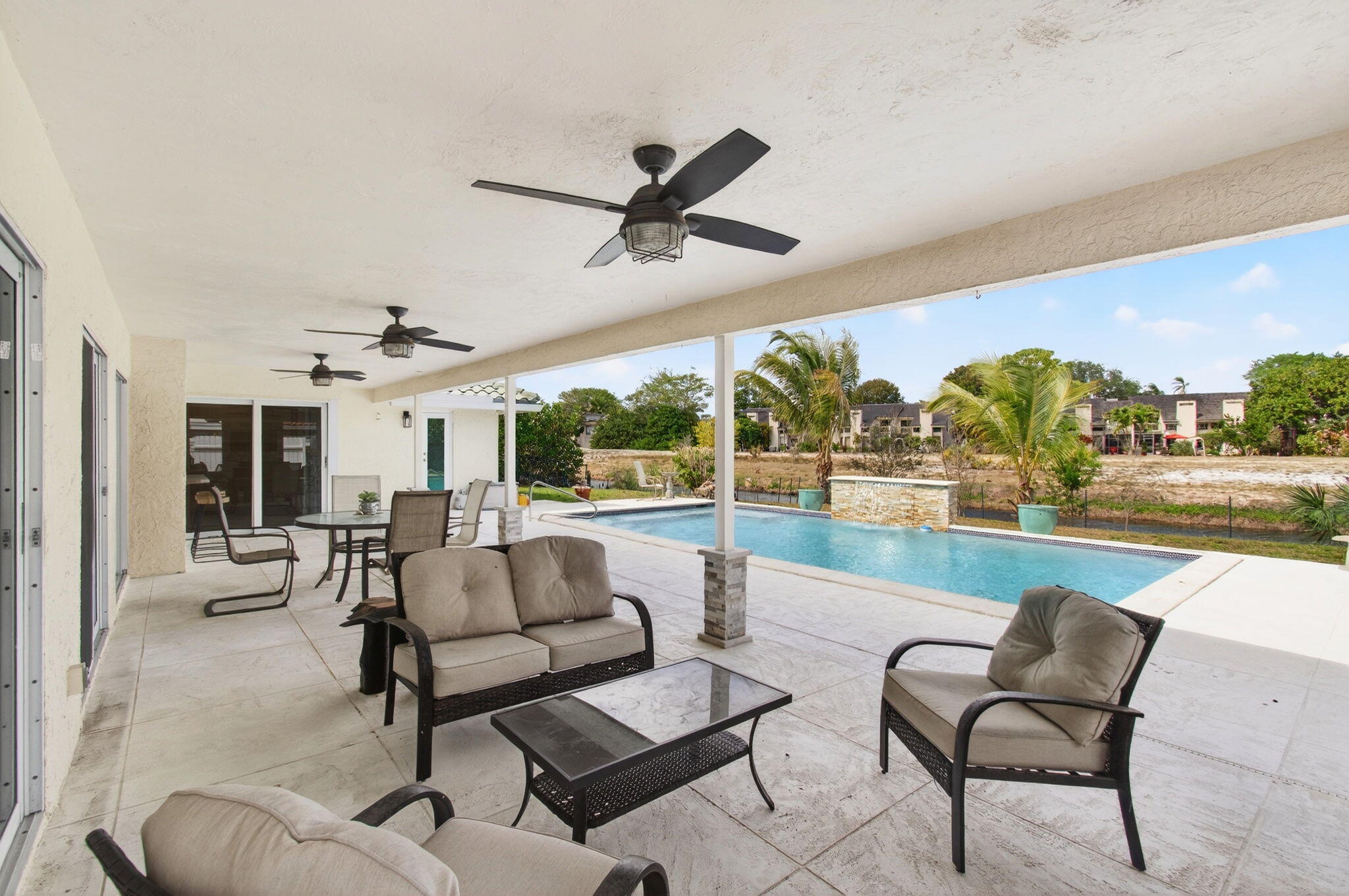 GOLF VISTA - Residential