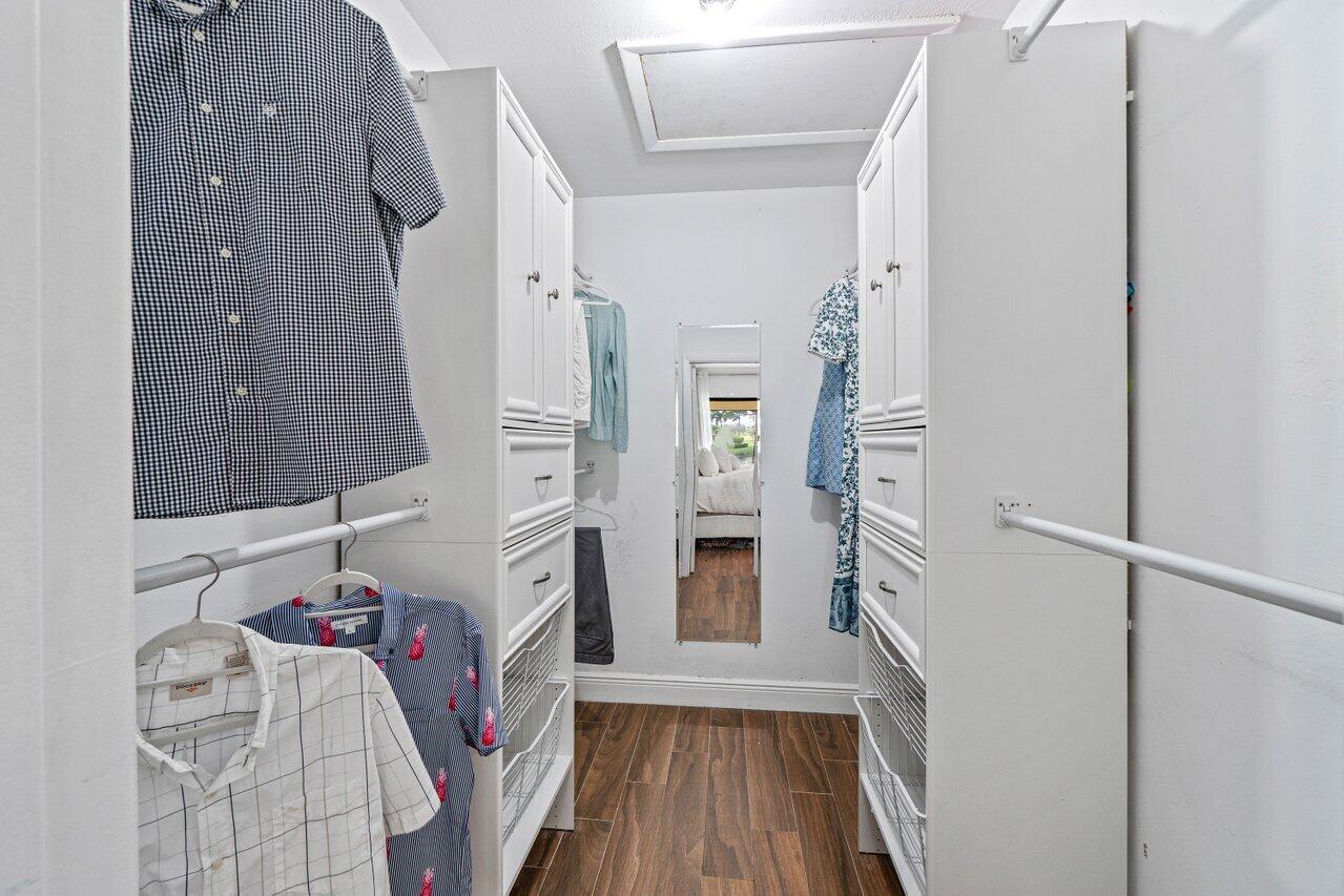 BOCA FONTANA - Residential Lease