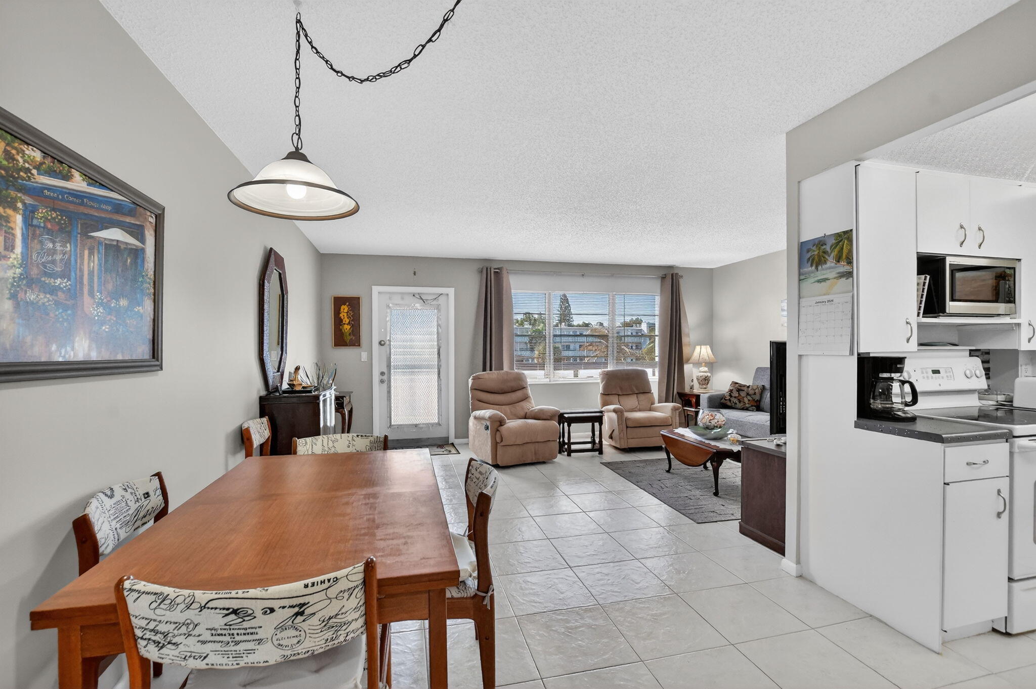 OAKRIDGE A CONDO - Residential