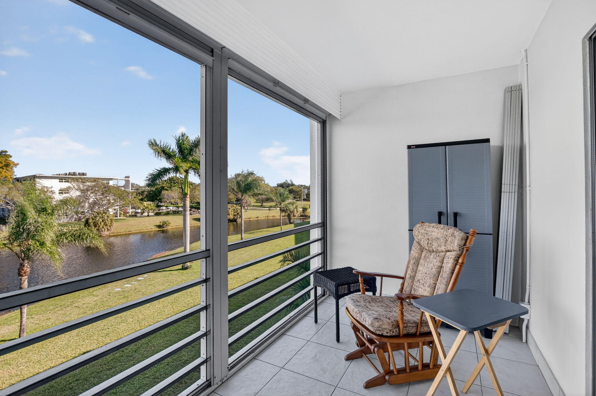 OAKRIDGE A CONDO - Residential