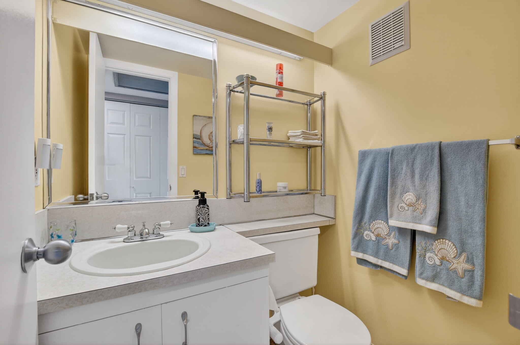 OAKRIDGE A CONDO - Residential