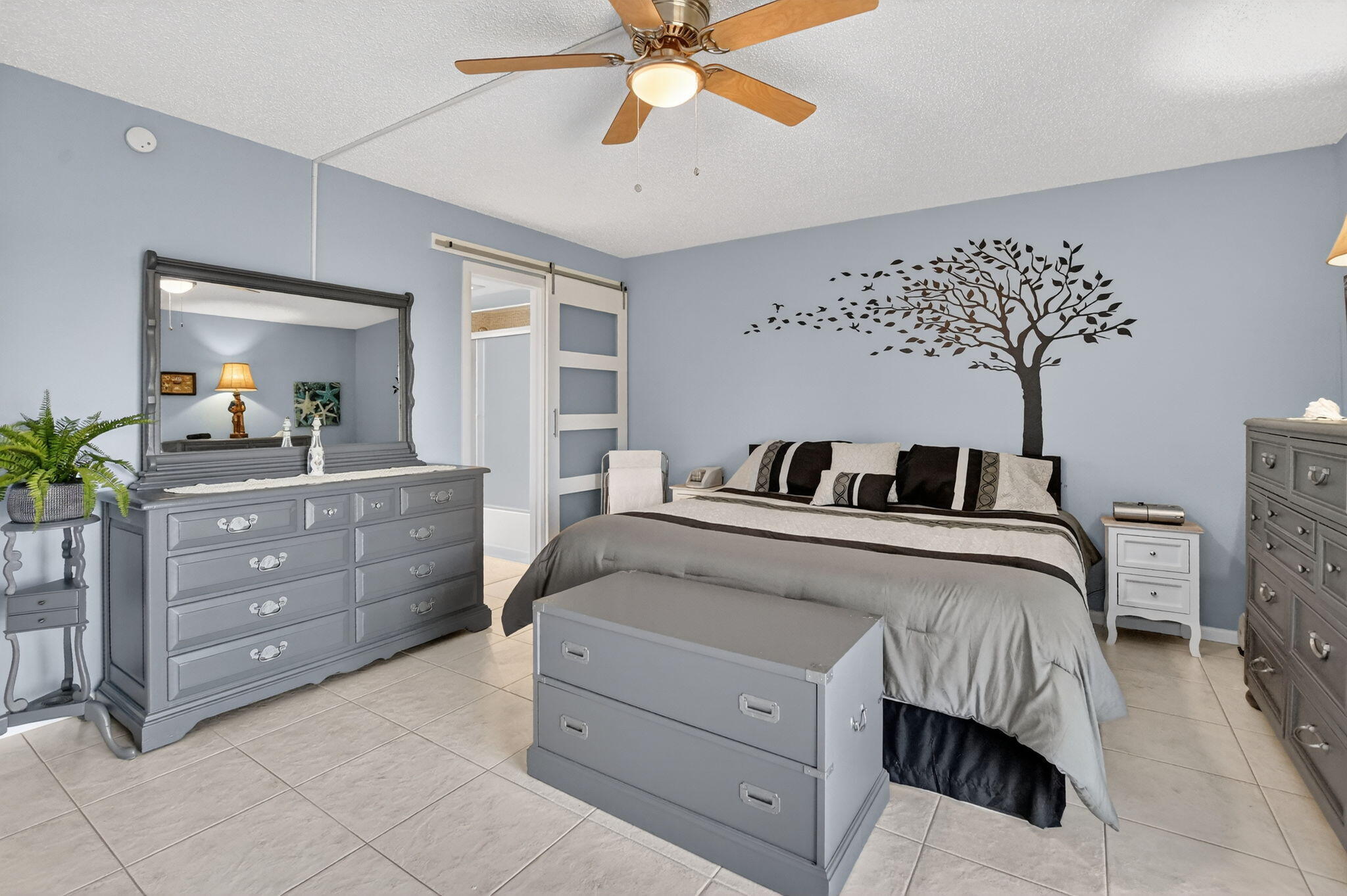 OAKRIDGE A CONDO - Residential