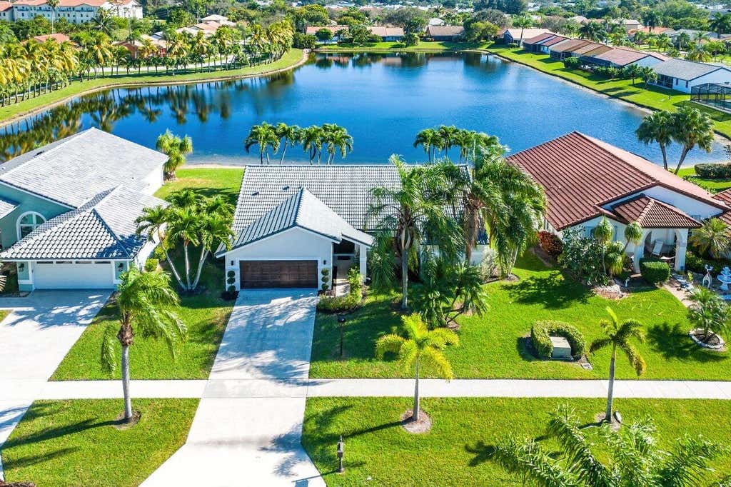 Photo of 5657 Aspen Ridge Circle, Delray Beach, FL 33484 (MLS # R10944760)