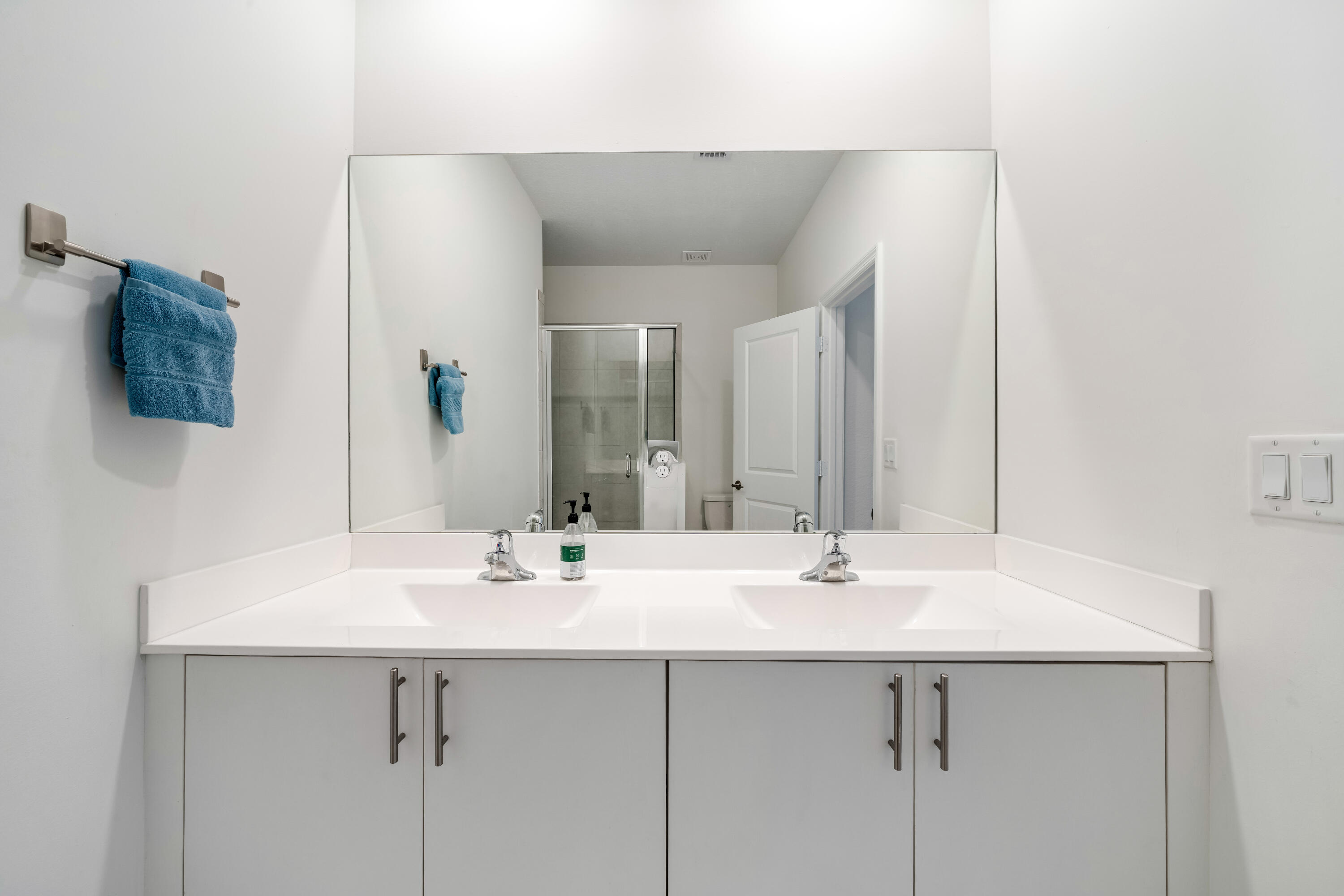 KENDALL ASSEMBLAGE SOUTH - Residential