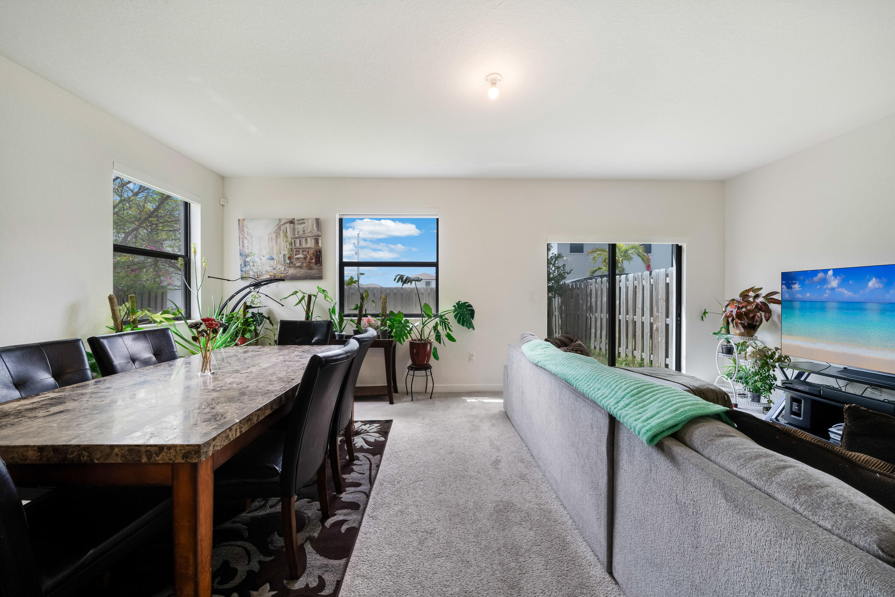 KENDALL ASSEMBLAGE SOUTH - Residential