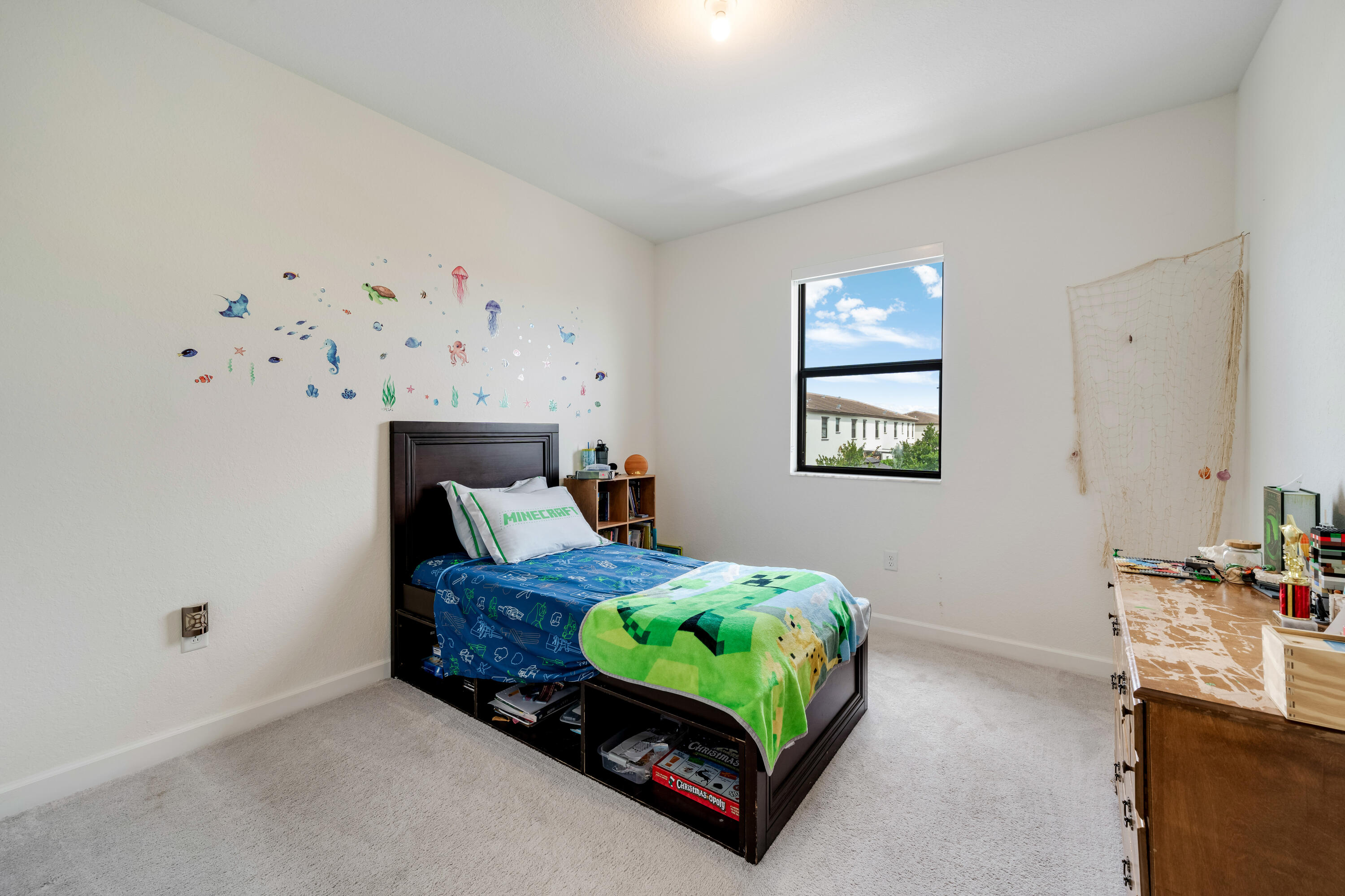 KENDALL ASSEMBLAGE SOUTH - Residential