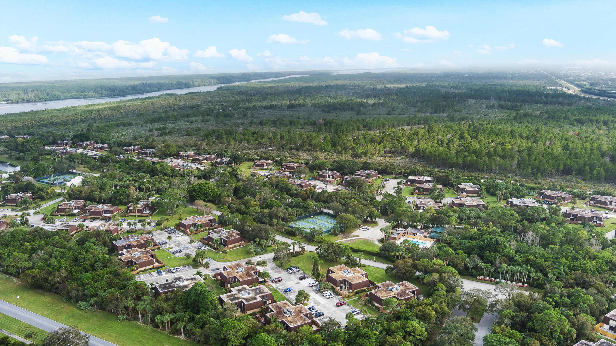 RIVER PINES - Residential