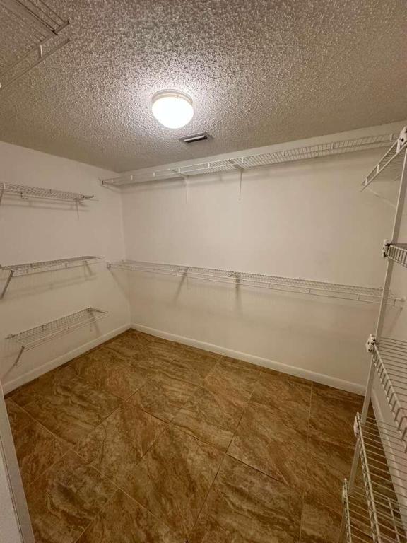 LUCERNE GREENS COND - Residential