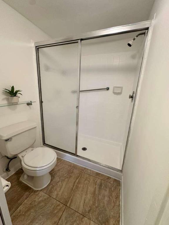 LUCERNE GREENS COND - Residential