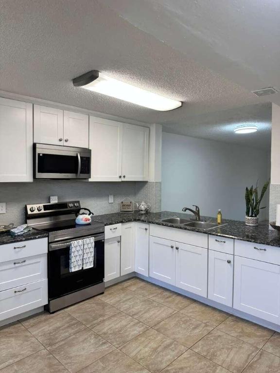 LUCERNE GREENS COND - Residential