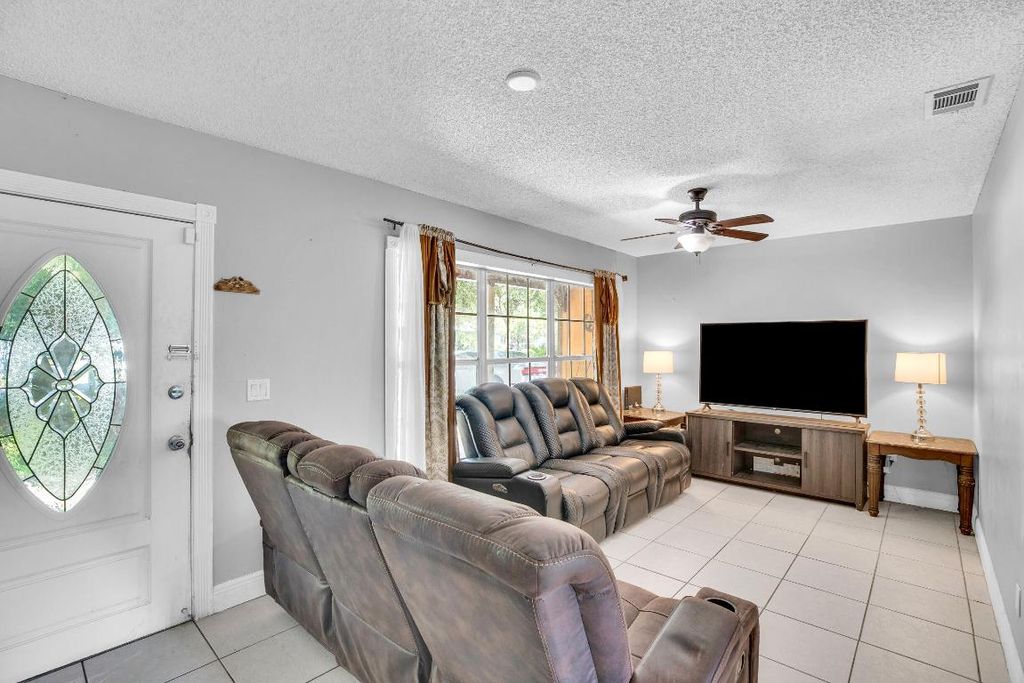 Photo of 5402 Shannon Drive, Fort Pierce, FL 34951 (MLS # R11106738)