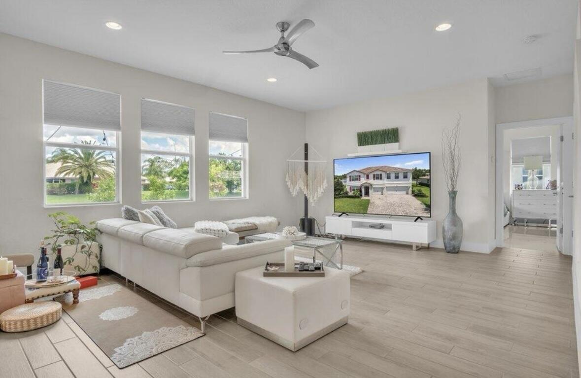 11971 Cypress Key Way