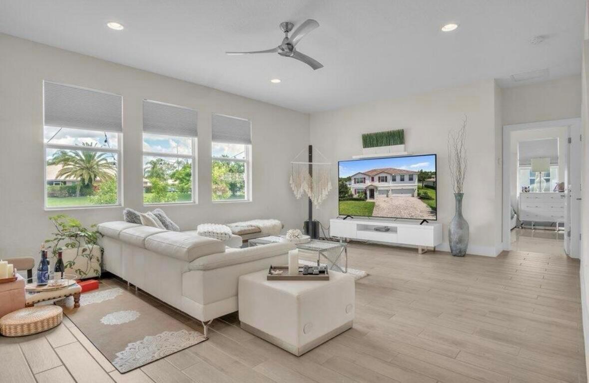 PARK CENTRAL AT CYPRESS K - Residential Lease